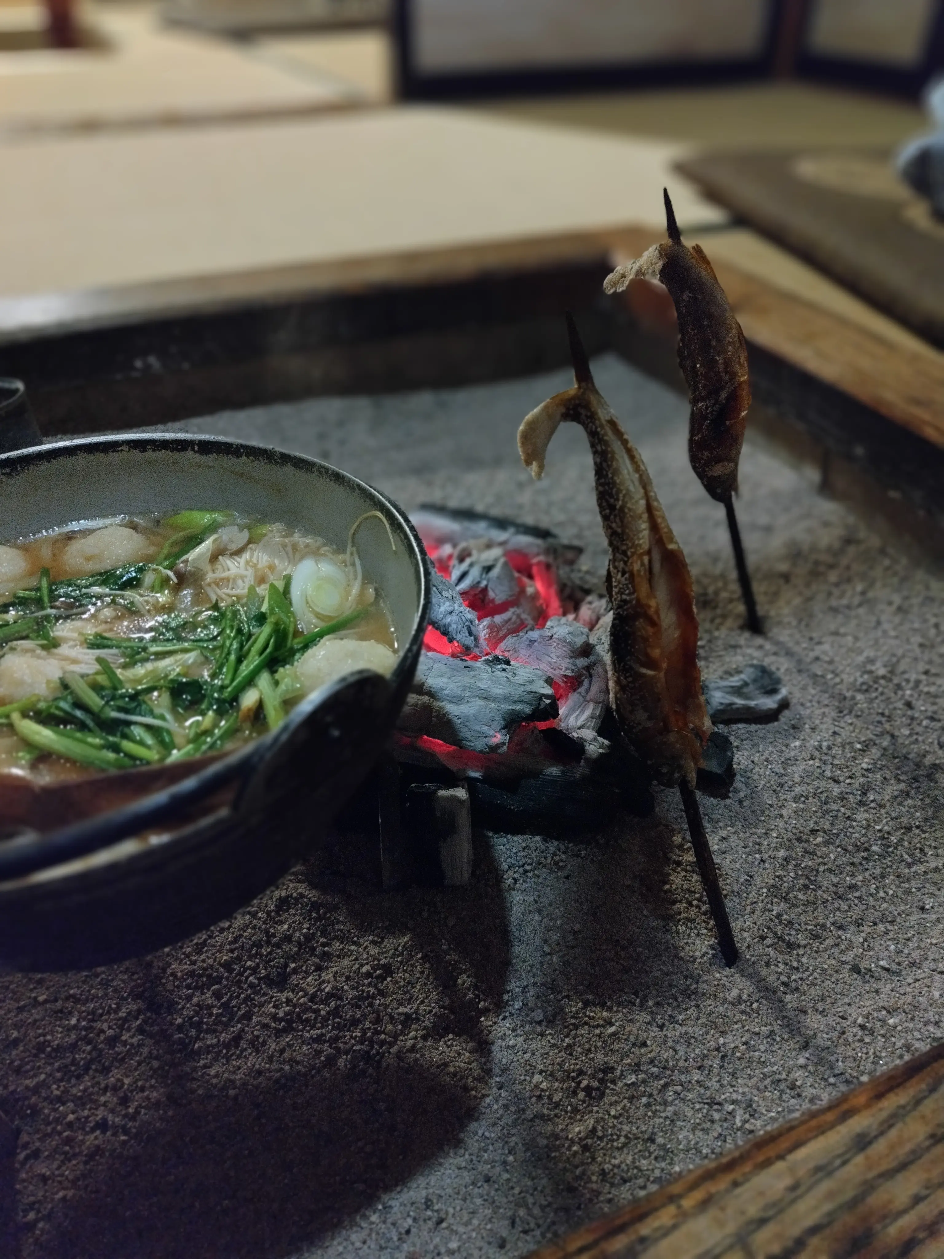 名物　山の芋鍋　岩魚の串焼き