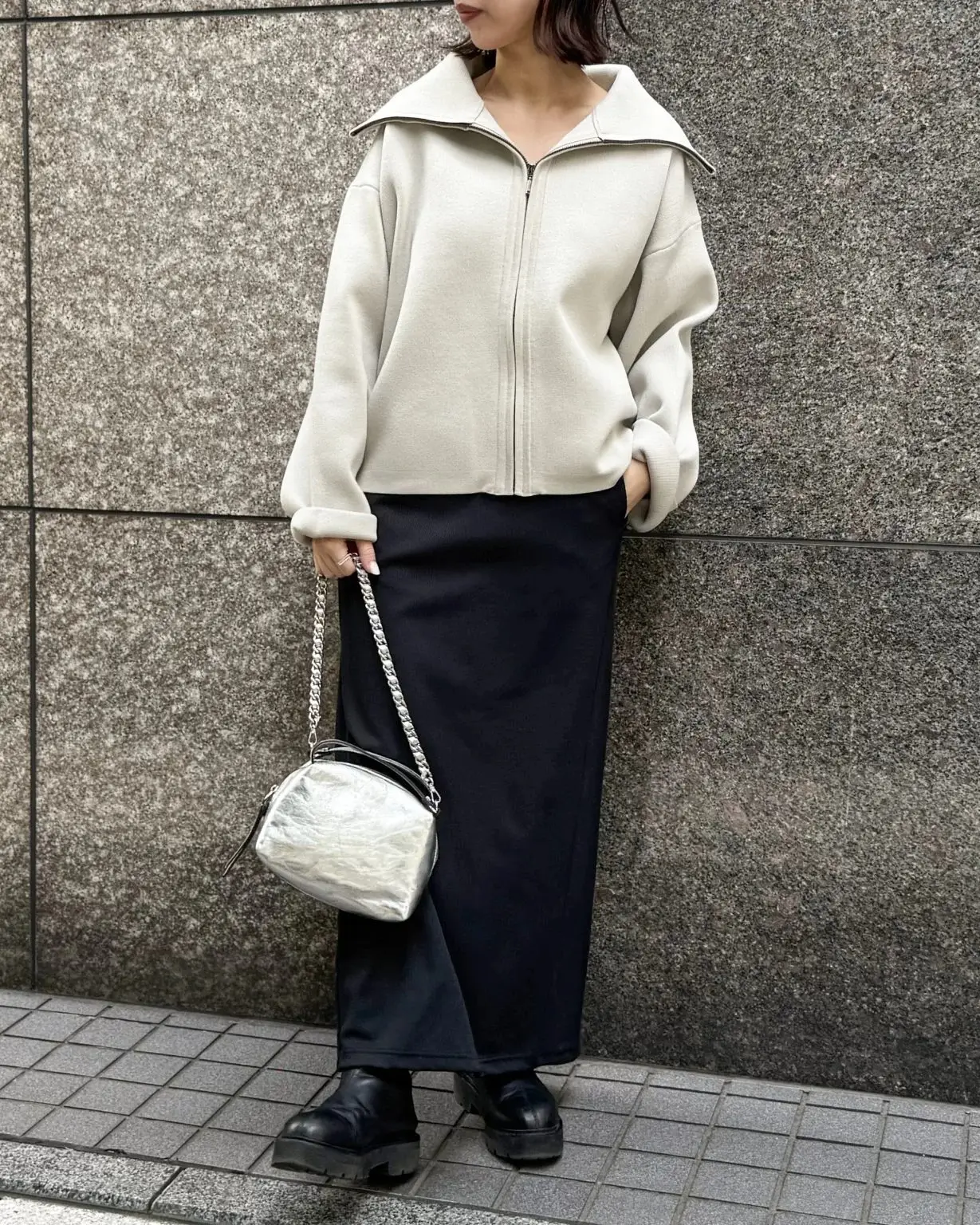 冬から春へ、装いをつなぐ「ビッグカラーニットブルゾン」【E by eclat・50代ファッション】_1_7