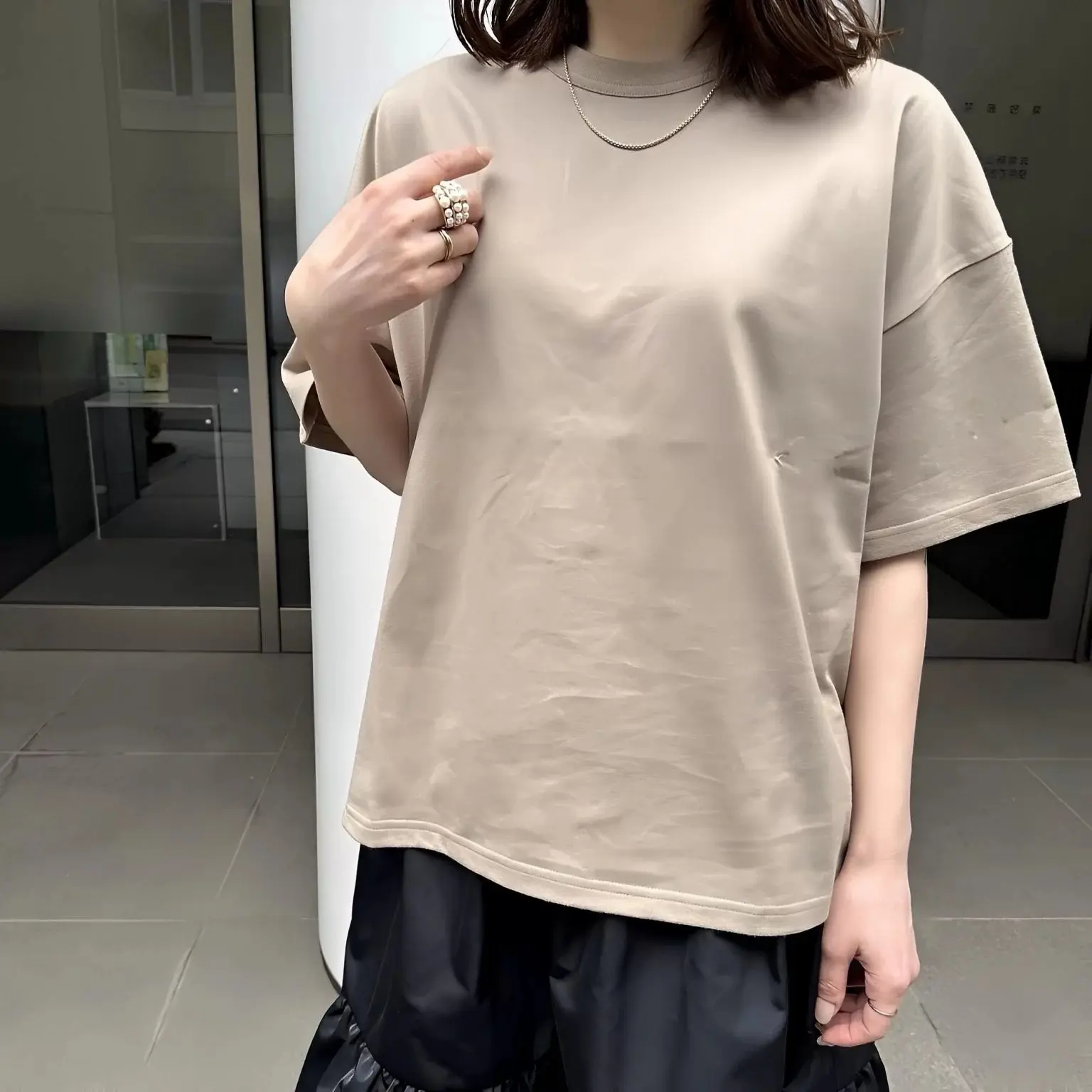【50代Tシャツ7daysコーデ】体型カバーが叶う！〈ミュラー オブ ヨシオクボ〉の洗練Tシャツこそ大人の最適解_1_1