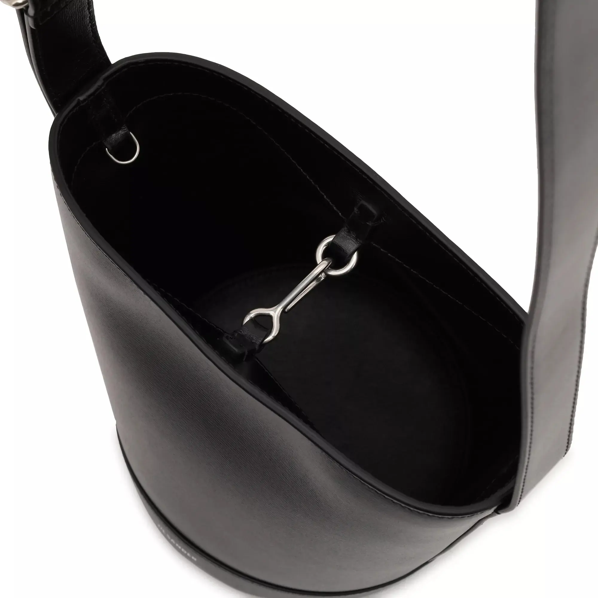 欲しいのは冬を彩るパワーアイテム！　華リュクスなアウター＆バッグまとめ_1_16