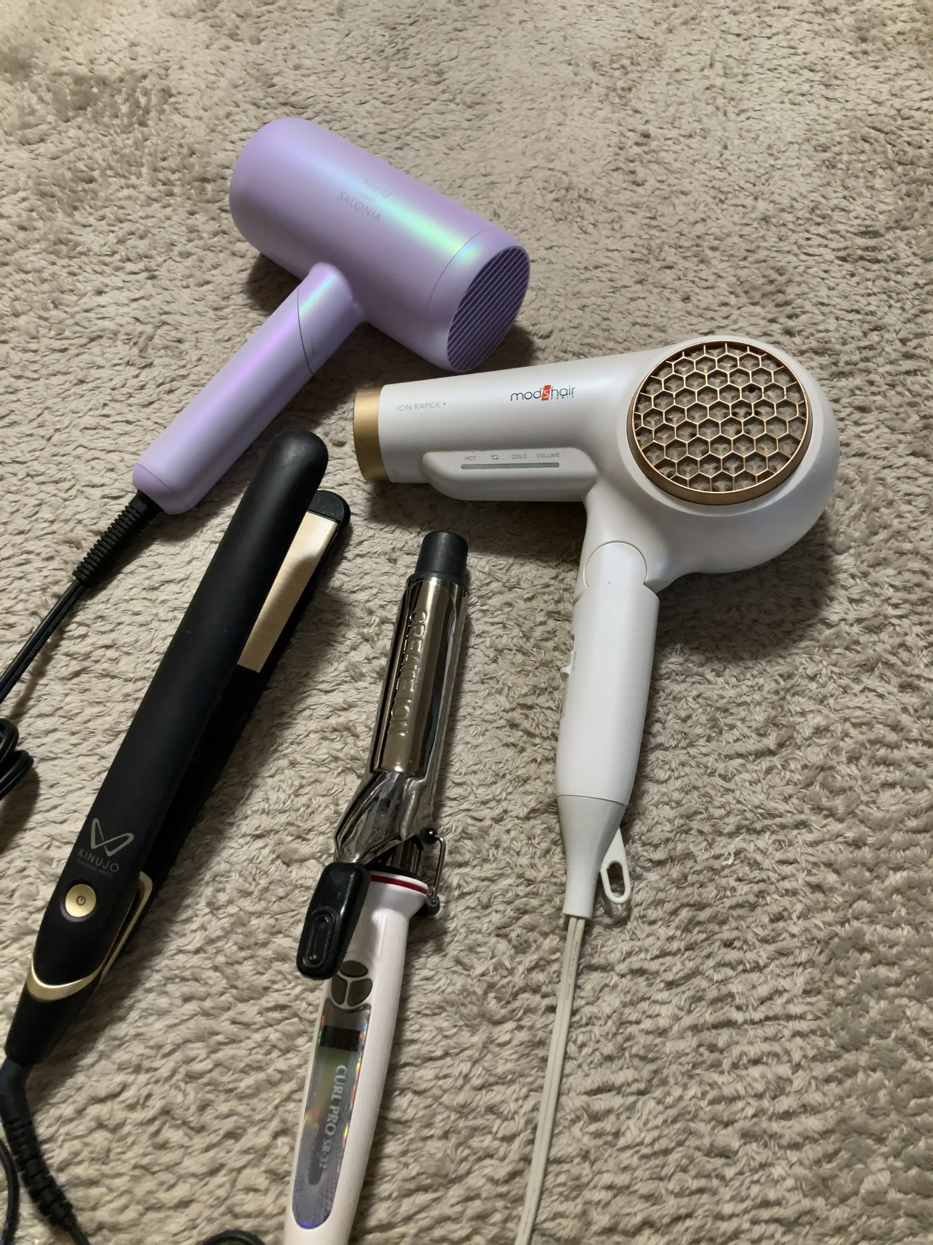 最近のお気に入りは限定色がかわいい【サロニア】のドライヤー_1_4