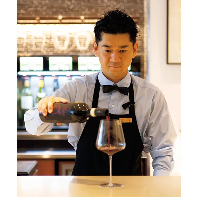 ワインは、店長の小澤誠也氏に相談を