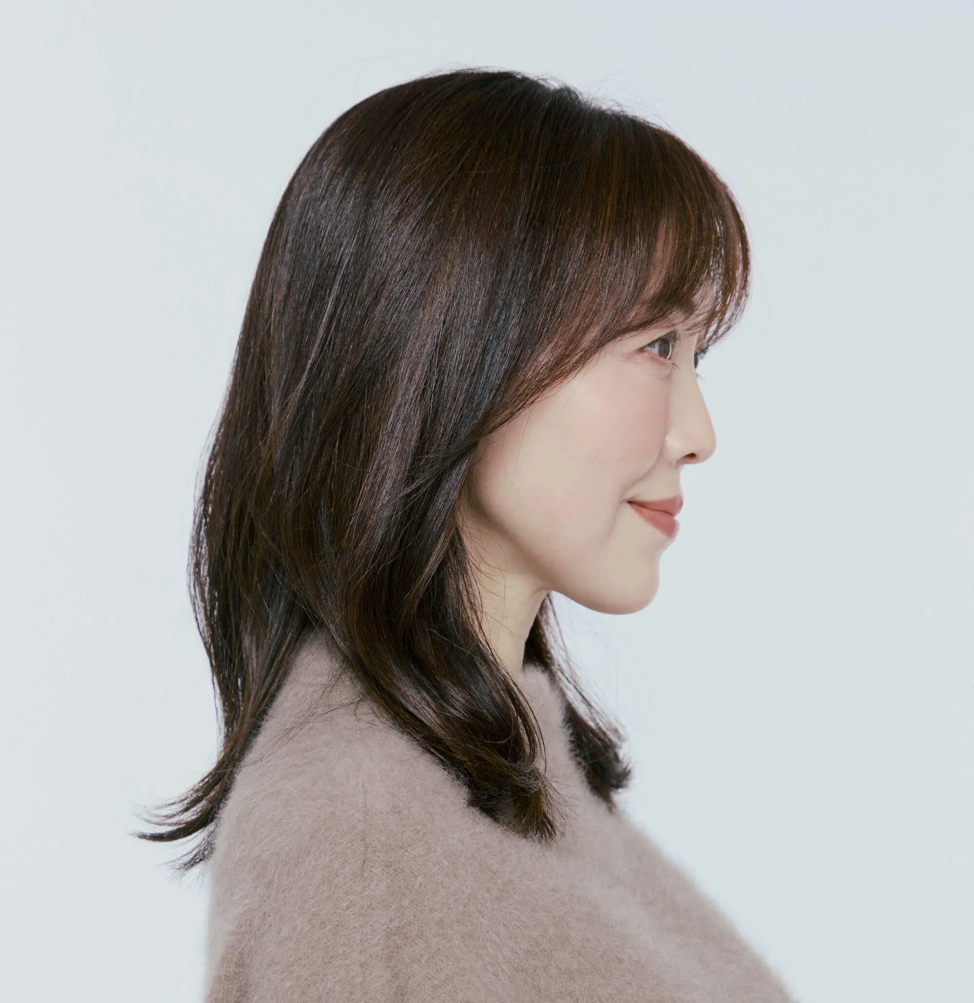 敏感頭皮でも明るめに染められる ＂フロスティングカラー＂　ヘアカラー　白髪隠し　SIDEの写真