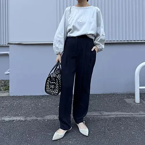 【50代秋コーデ】気温26度の服装。肌寒い季節の気温別コーデ25選_1_23