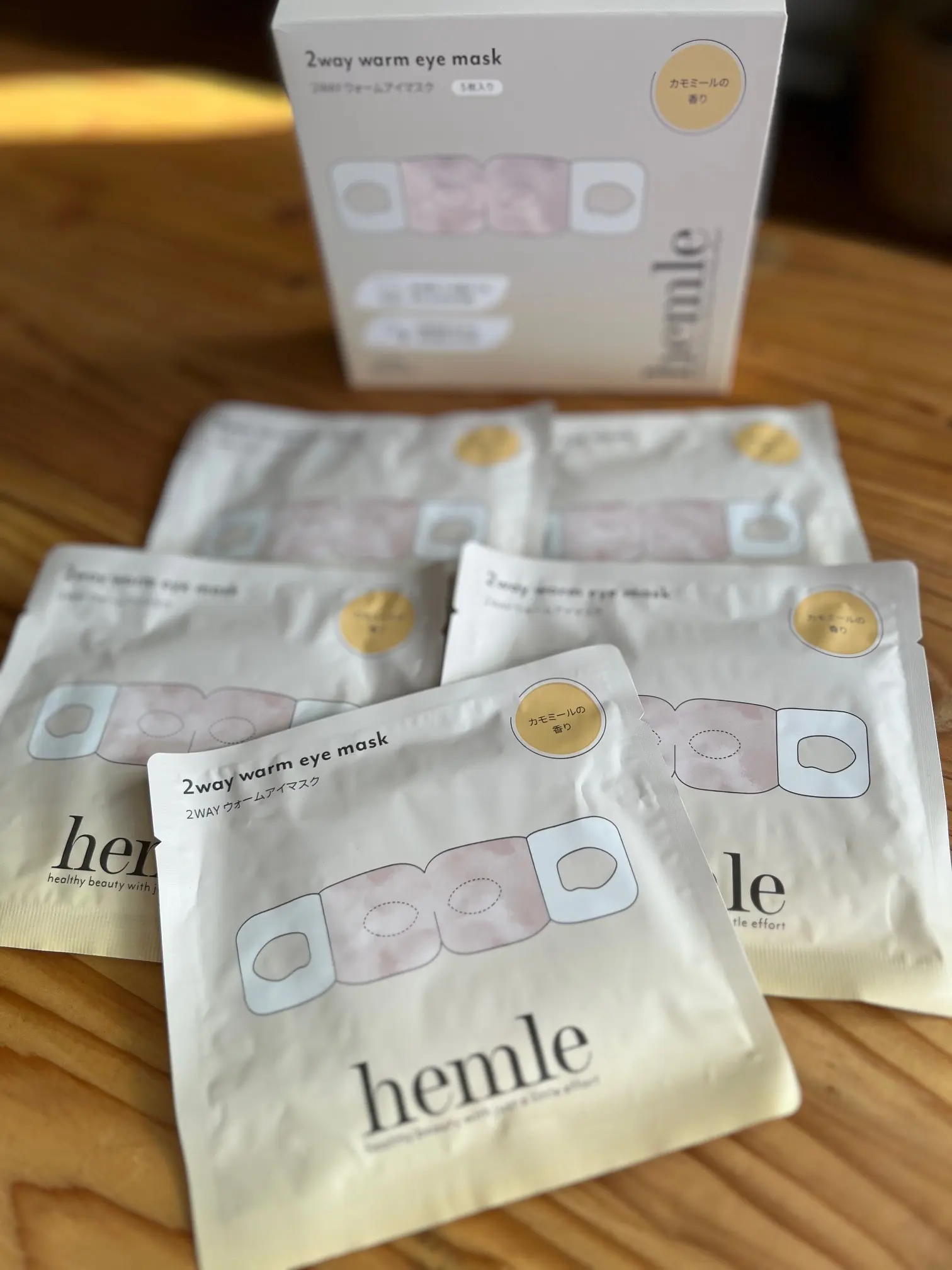 hemle　3COINS　保湿グローブ　アイボリー　レーヨン/シルク混　タッチパネル対応　手首ゆったりゴム