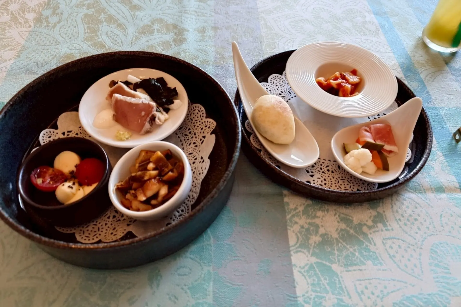 湖畔の洋館 かたくらシルクホテル
