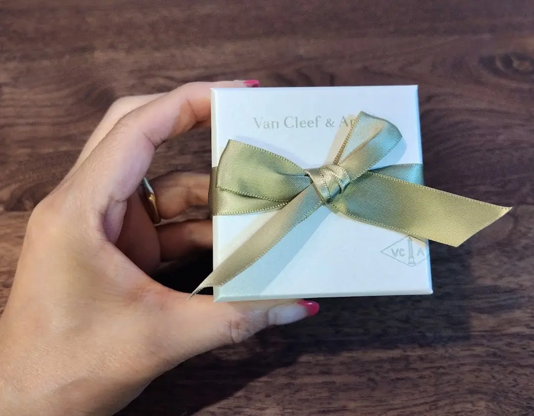 ヴァンクリーフ&amp;アーペル　Van Cleef &amp; Arpels 　