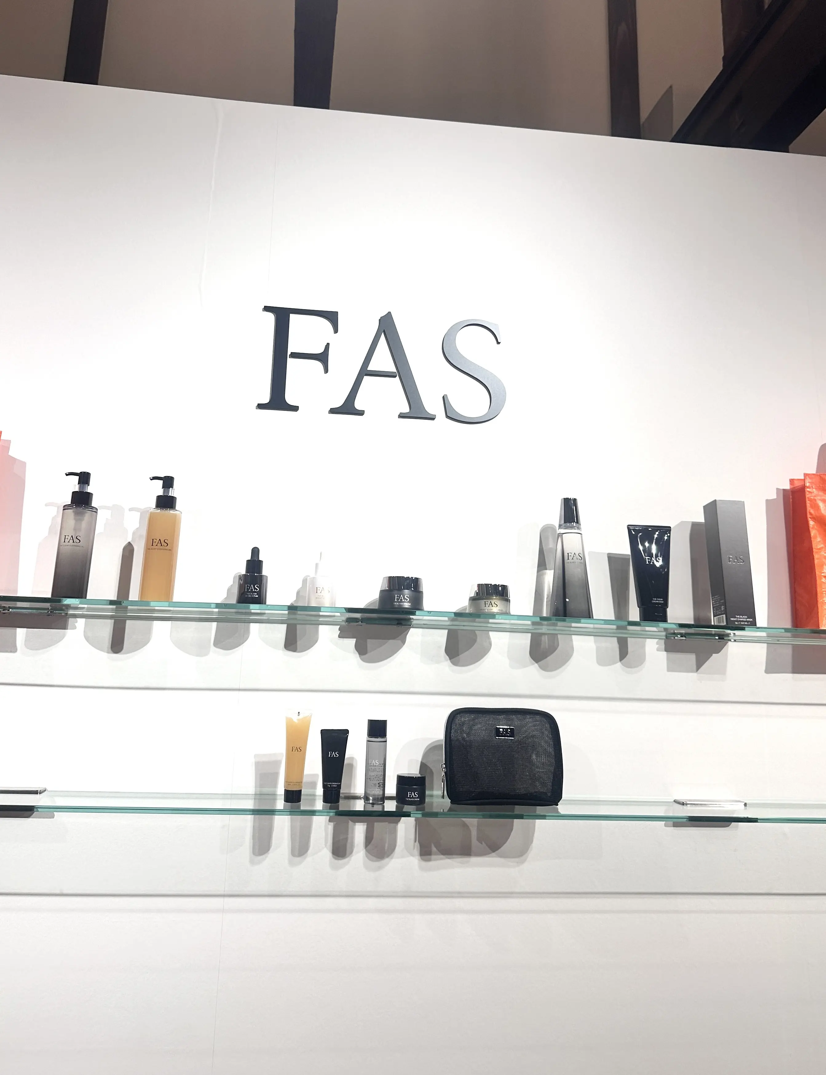 1周年で注目コスメに！『FAS』のpopup「祝祭」_1_7