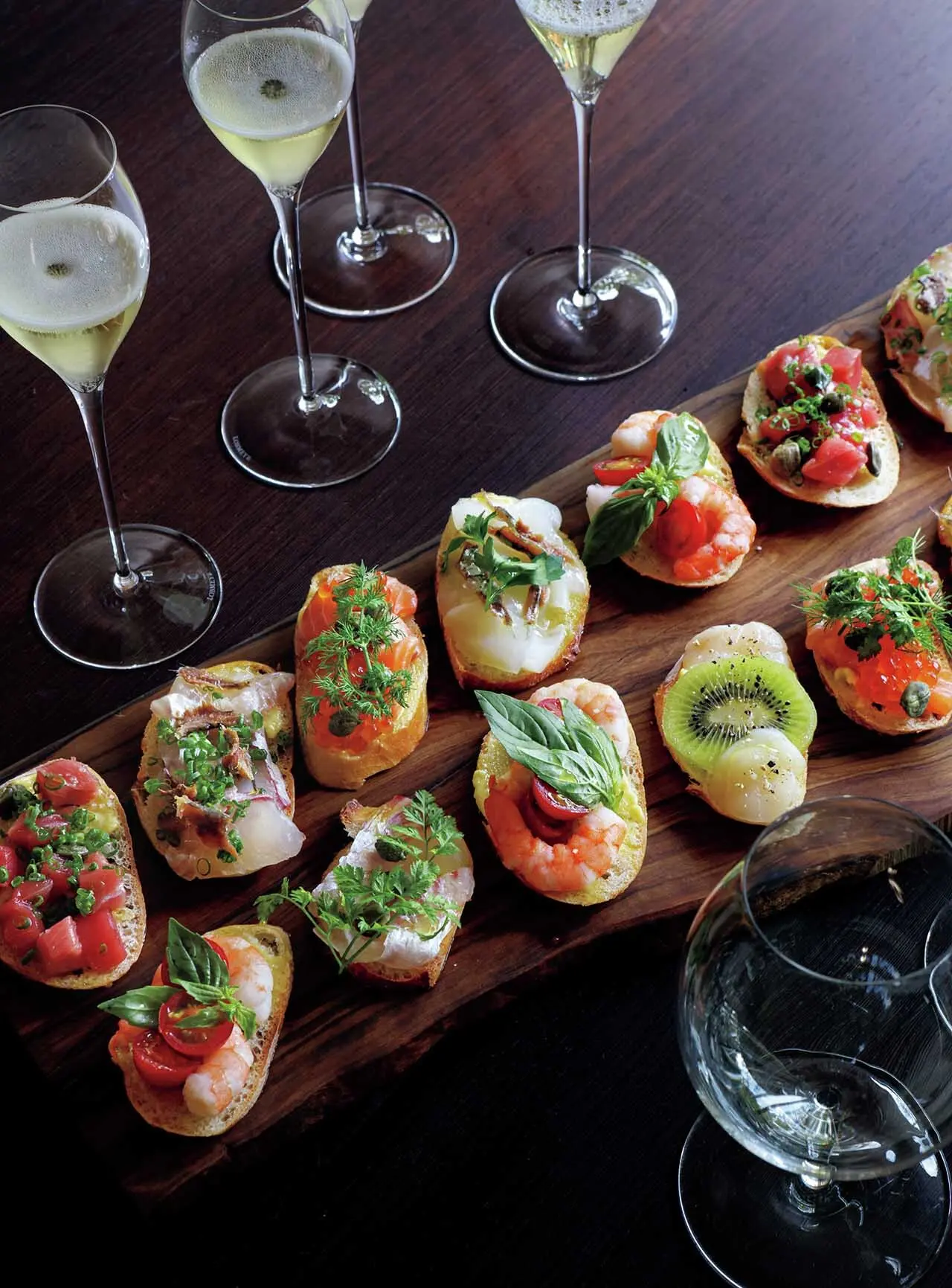 いろいろな魚介のカナッペ