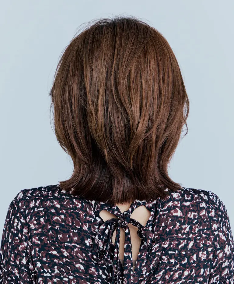 Webエクラ  後から見たボブヘアスタイル