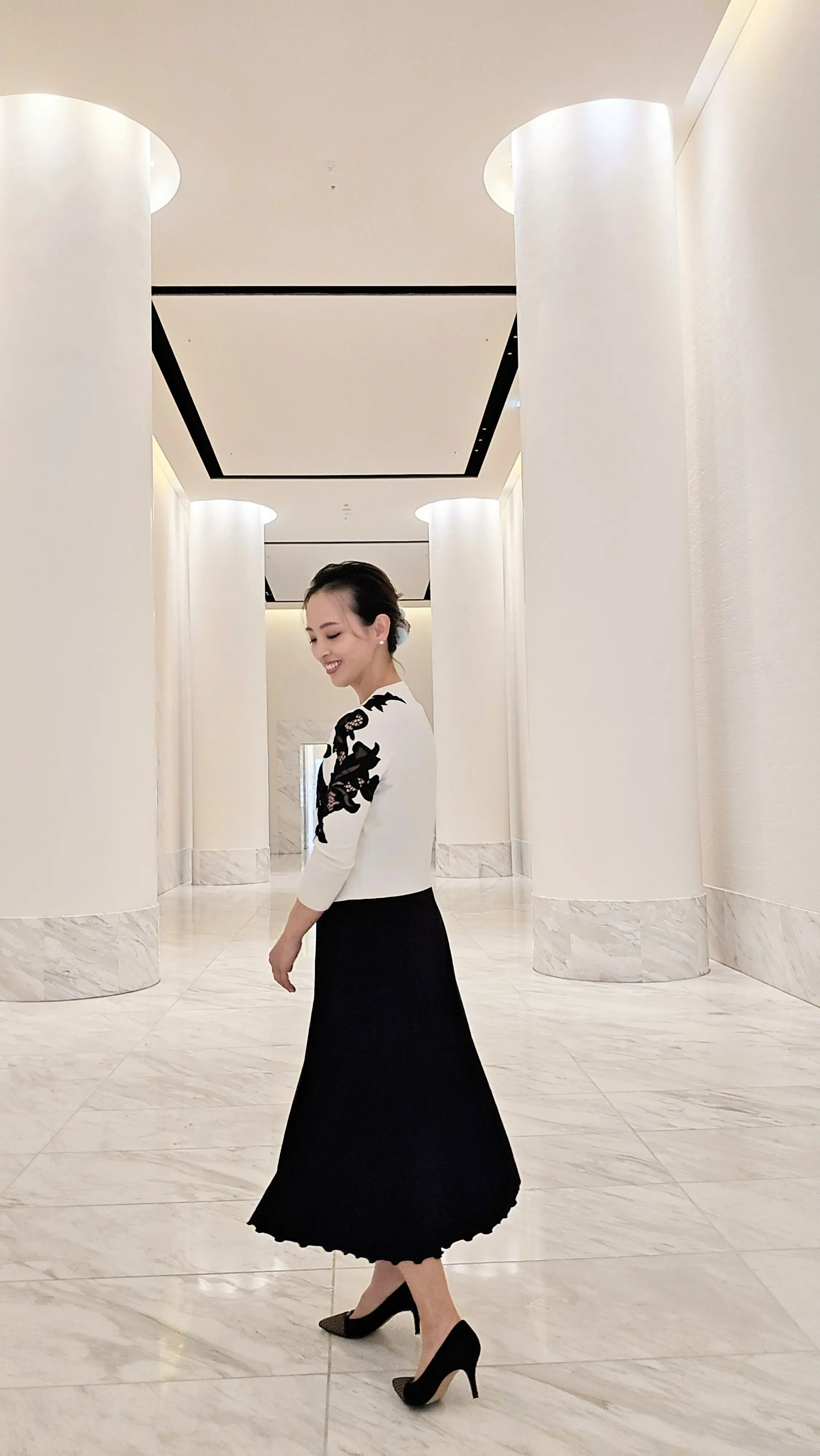 「後ろ姿年齢」は髪と姿勢で変わる—めざせ&quot;後ろ姿美人”①_1_1