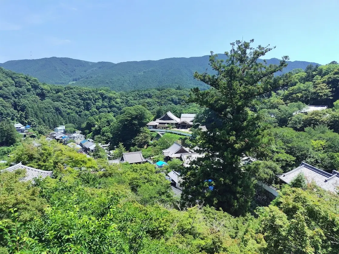 西国八番霊場　総本山 長谷寺　本堂からの眺め