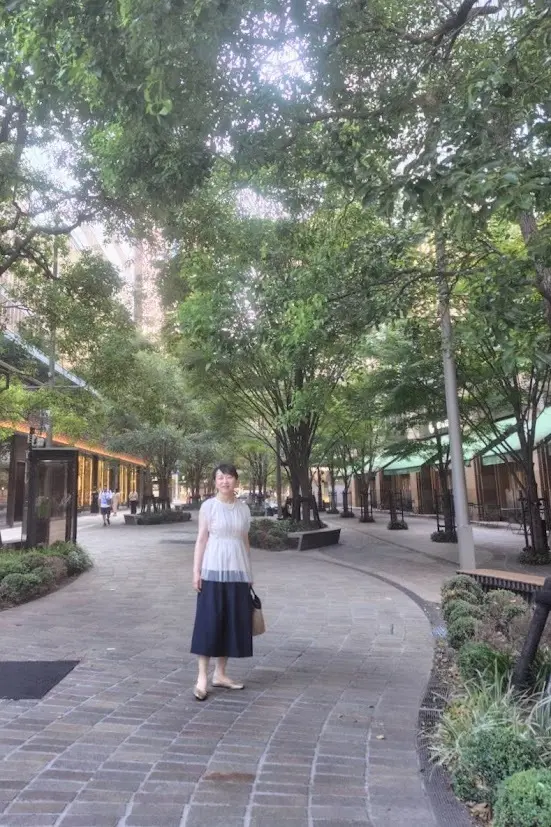 モノトーンスタイルでペニンシュラ東京へ_1_11