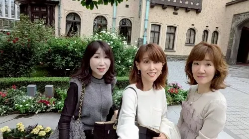 秋バラを求めて🌹Jマダムの「花友」とクラシックハウスを再訪_1_14