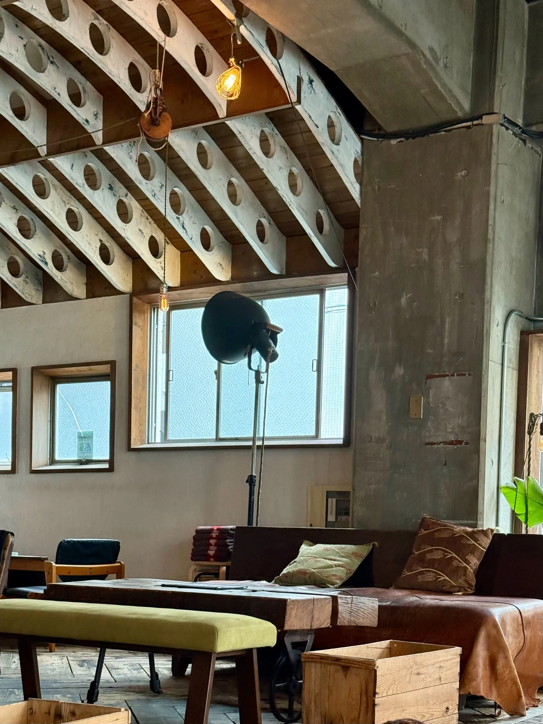 Nui. HOSTEL &amp; BAR LOUNGE　蔵前カフェ　店内写真