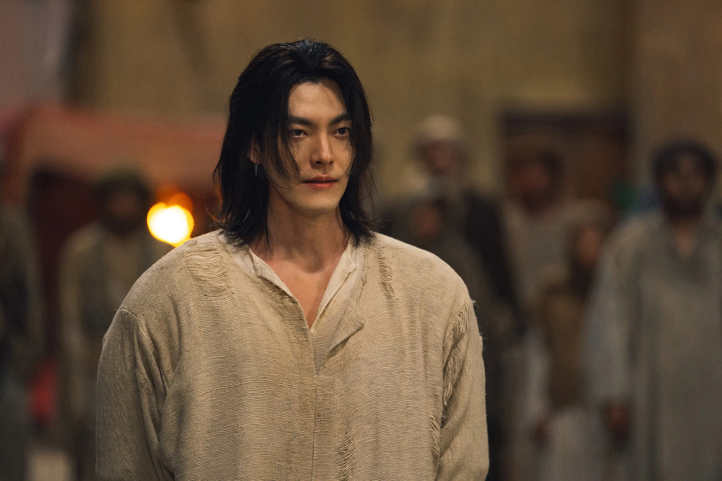 韓国ドラマ　Netflixシリーズ「魔法のランプにお願い」　イブリース役のキム・ウビン