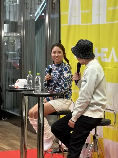 新宿高島屋で行われたトークショー