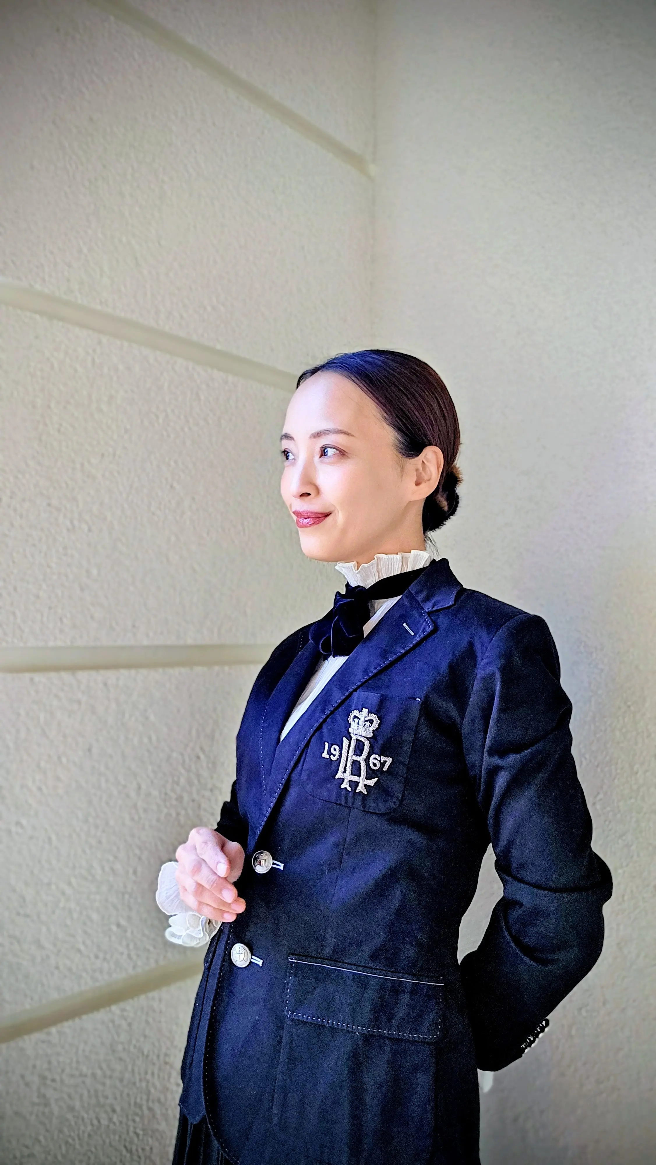 「リボン」で遊ぶ　大人のモノトーンコーデ　　_1_1