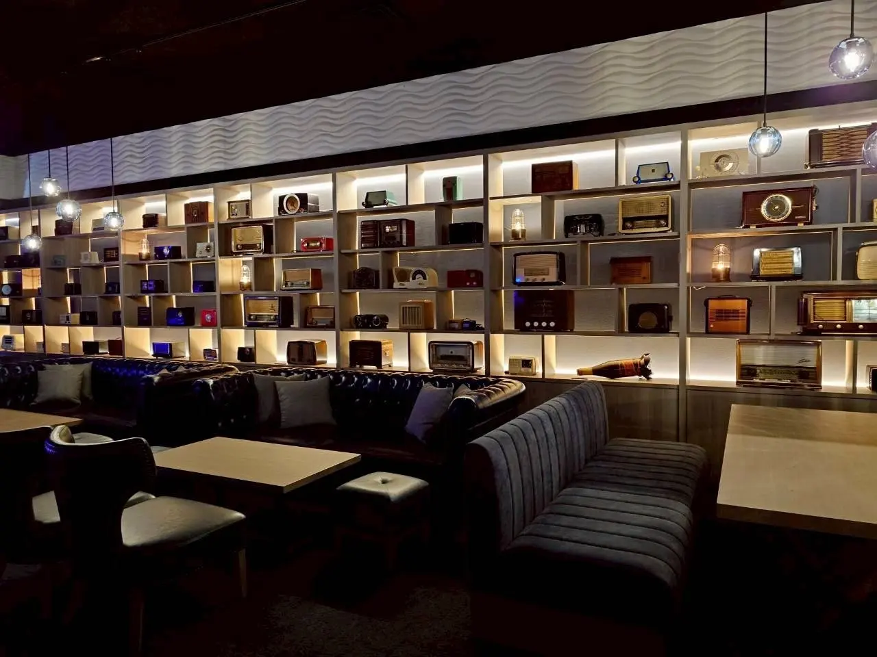 ディープシーラウンジ