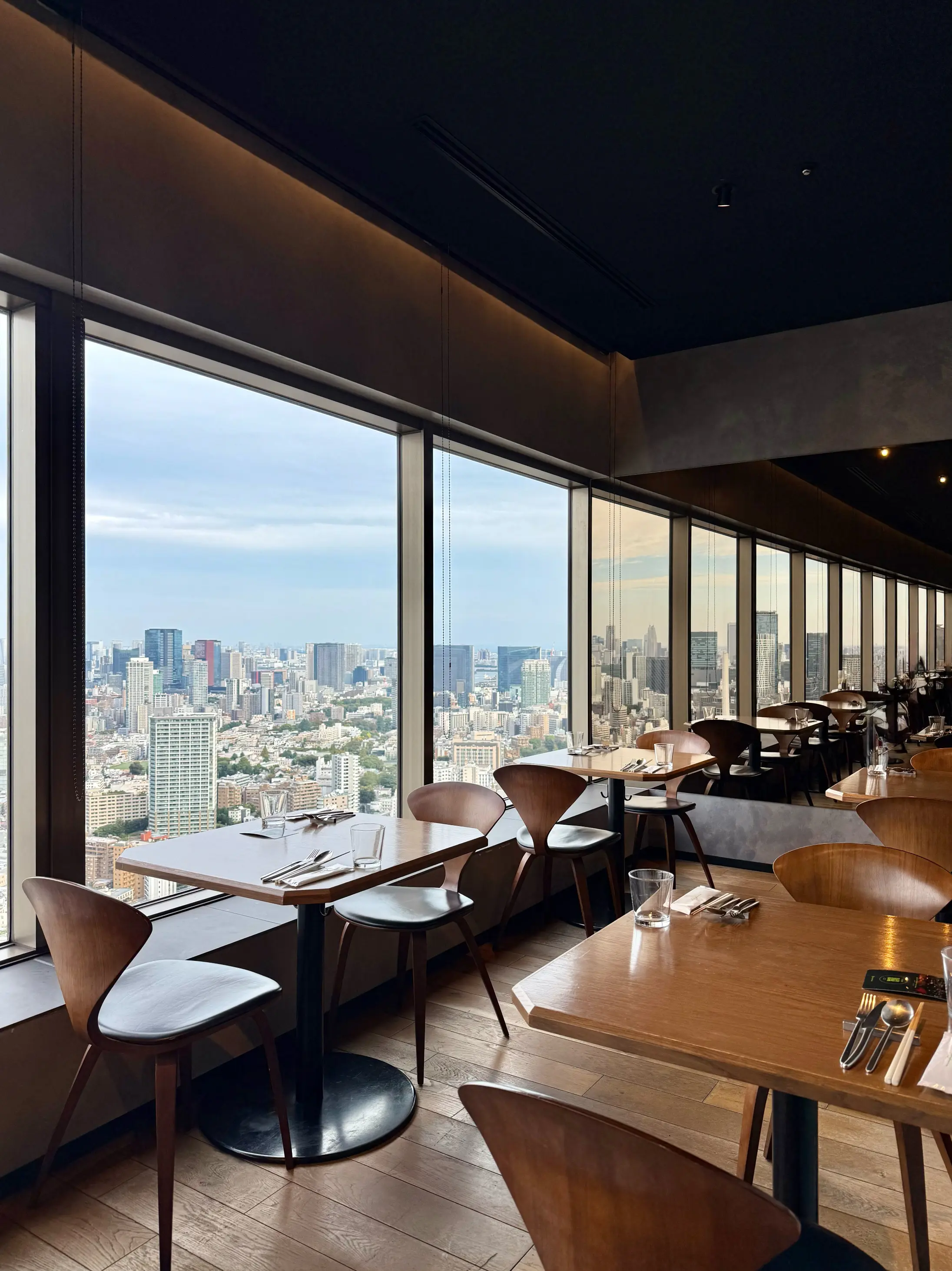 【秋のお出かけ】品よくきちんと見えするジャケットを羽織ってランチへ_1_7