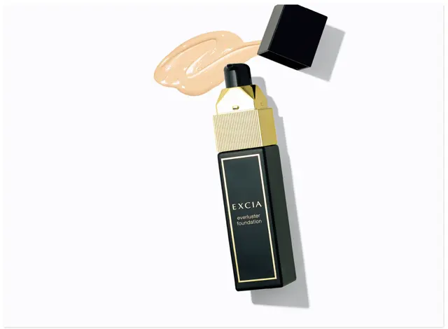 エクシア エバーラスター ファンデーション SPF50+・PA++++ 全6色 30㎖ 各¥16,500/アルビオン