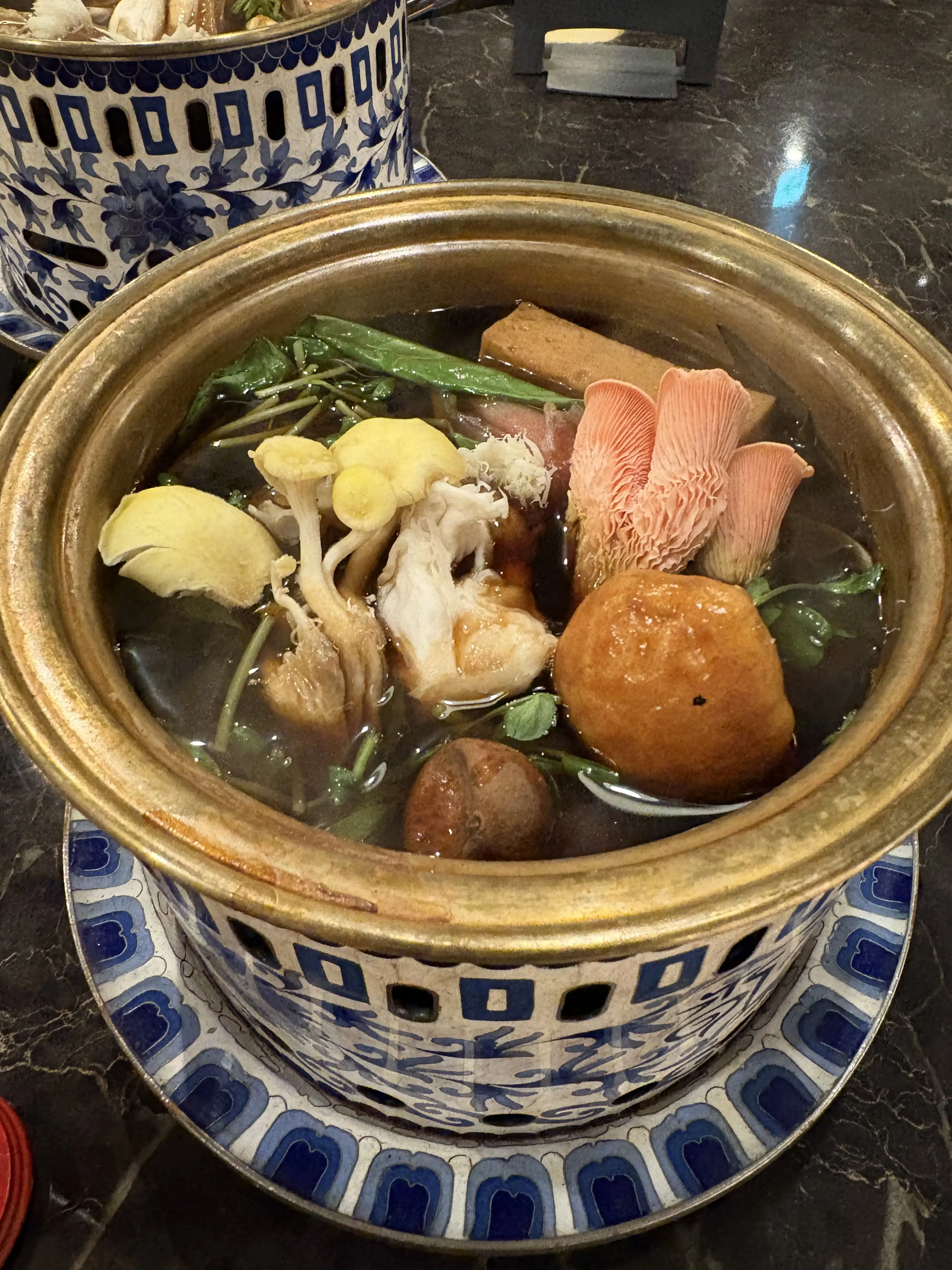 ✨銀座で至福の美食時間✨ “シャングリラズ シークレット”で味わう、美と癒しのきのこ美容鍋🍄_1_3