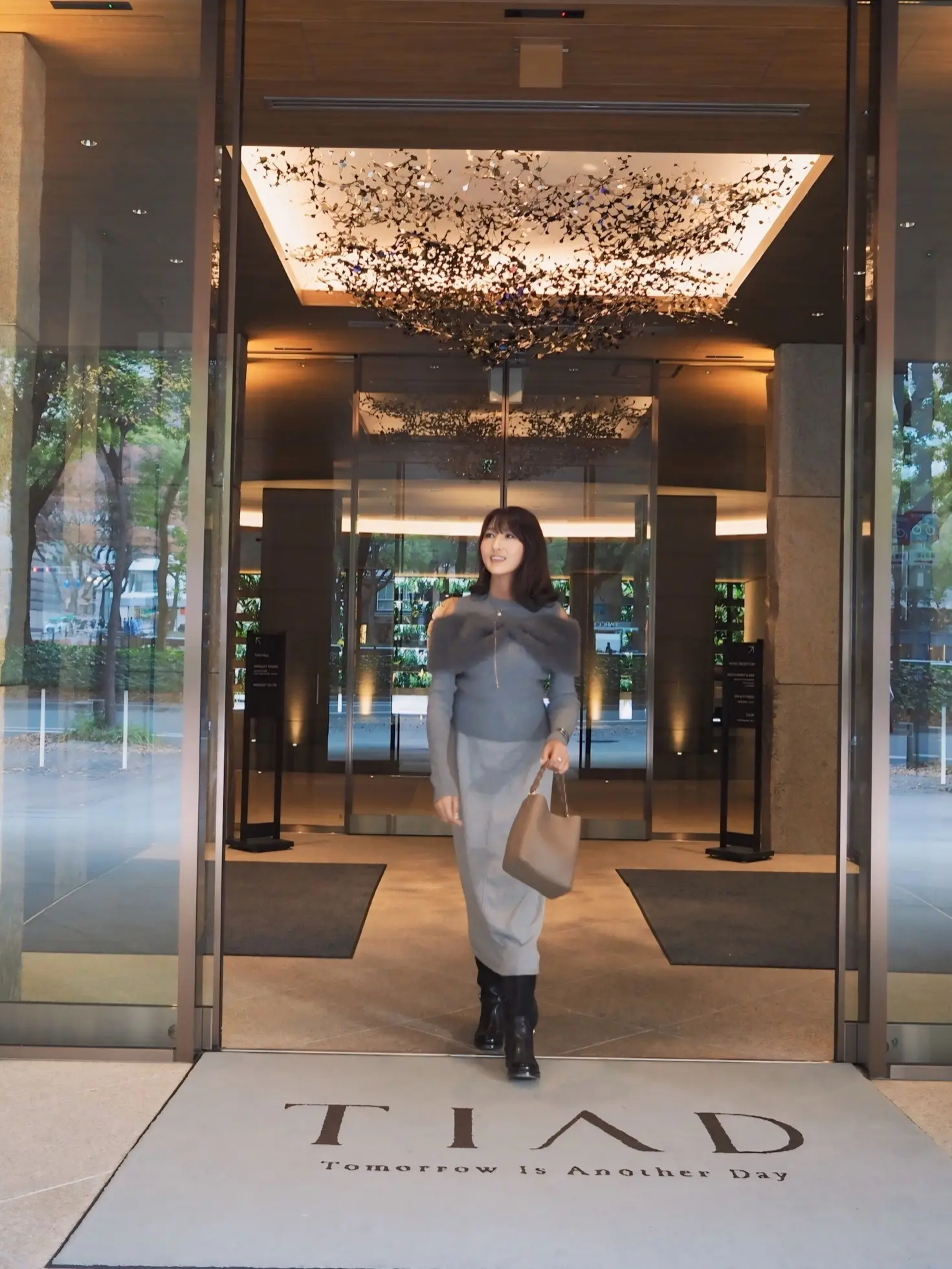 50代のニットコーデ