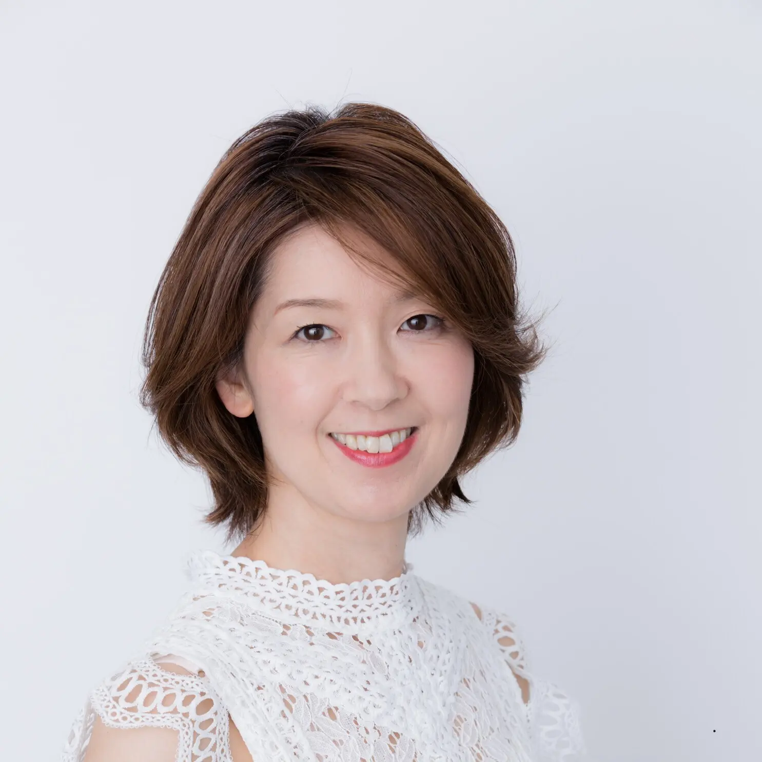 きちんと感も涼しさも〜半袖ジャケットで楽しむ大人カジュアル_1_8