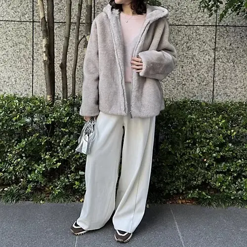 【50代 ファッション】防寒もおしゃれも叶える、気温10度の冬コーデ12選_1_8