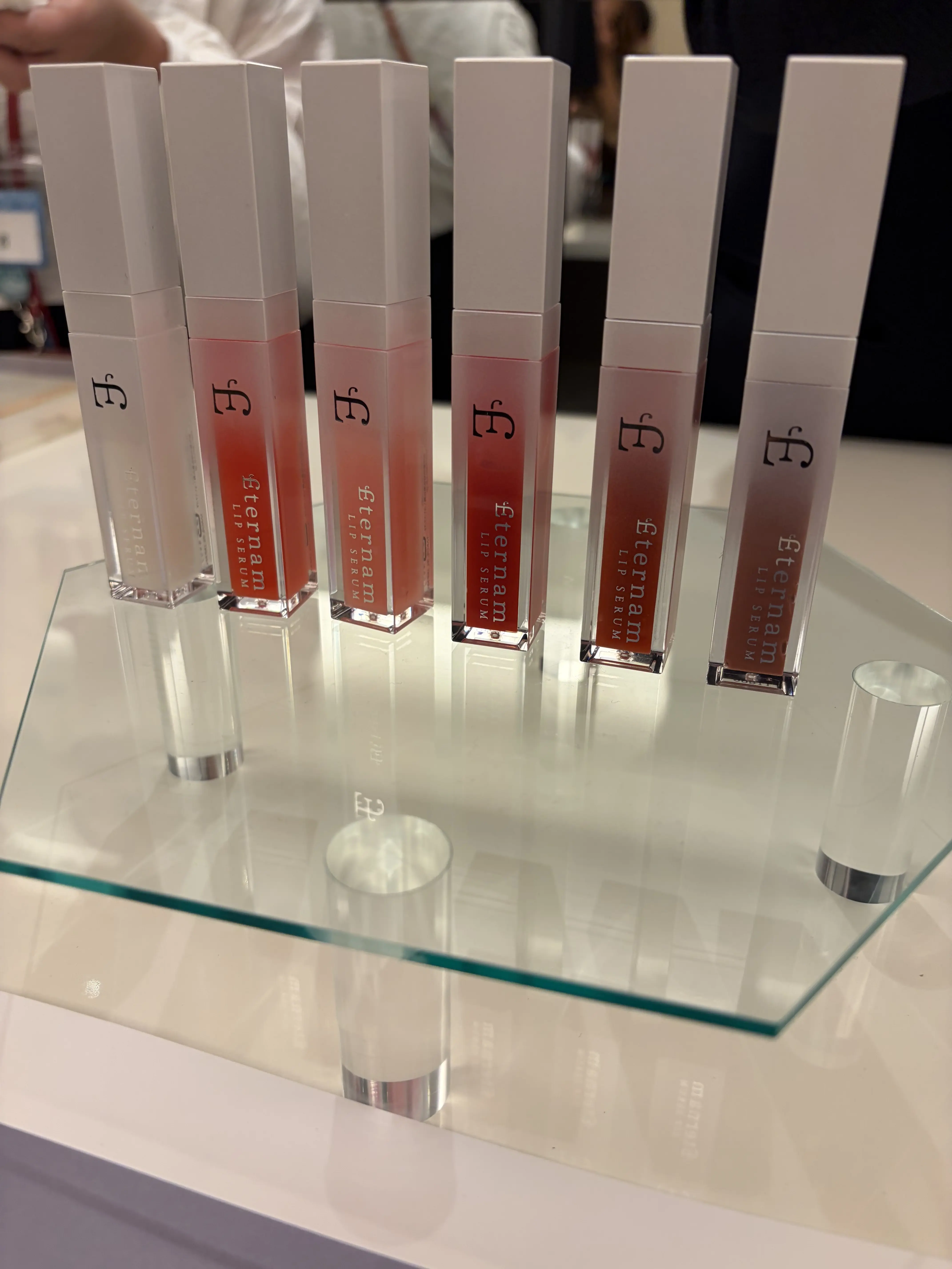 ドット柄のワンピースで２度目の「ソワレ・ドゥ・エクラ」へ♡_1_18