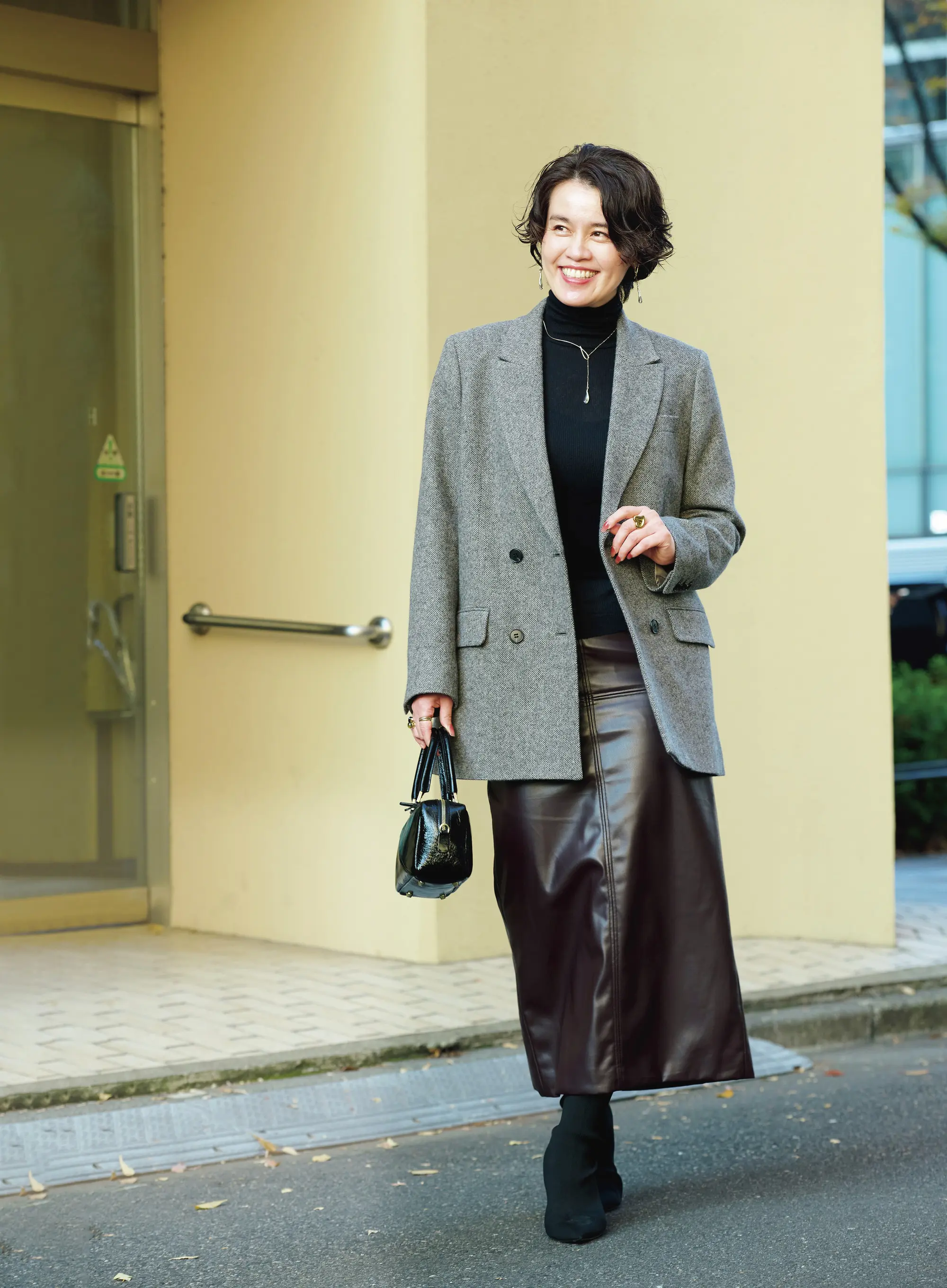 ファッションスナップ　水口宜子さん （エクラ 華組・ショールーム勤務）