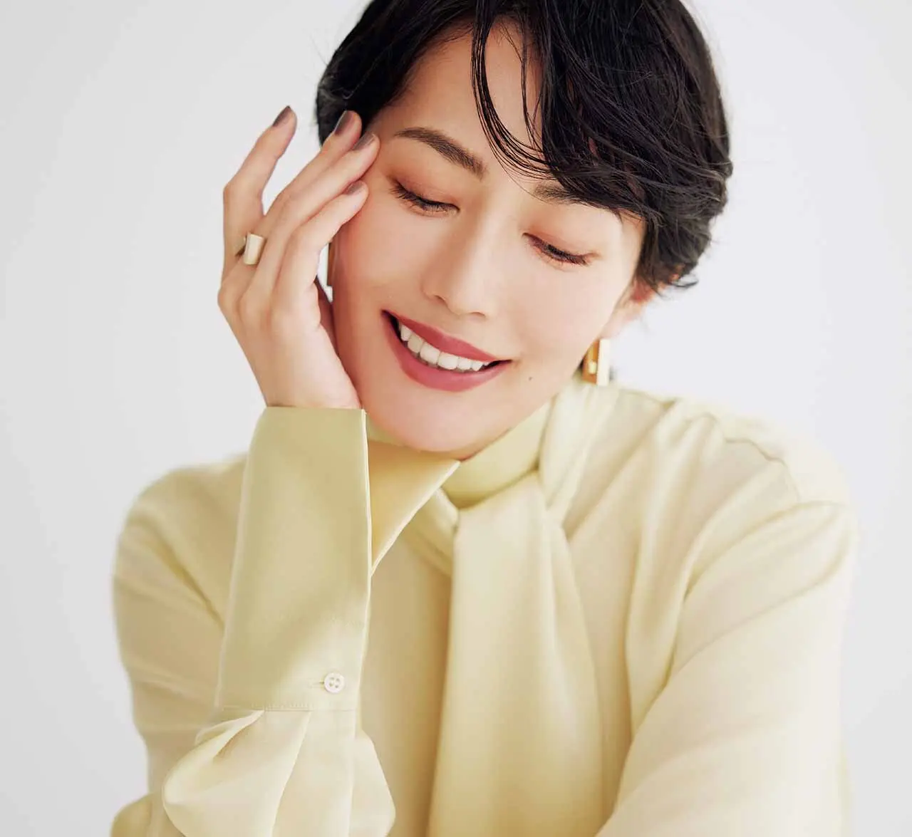 唇にこなれた彩りを宿して 　　　　ドレスアップを自分のものに