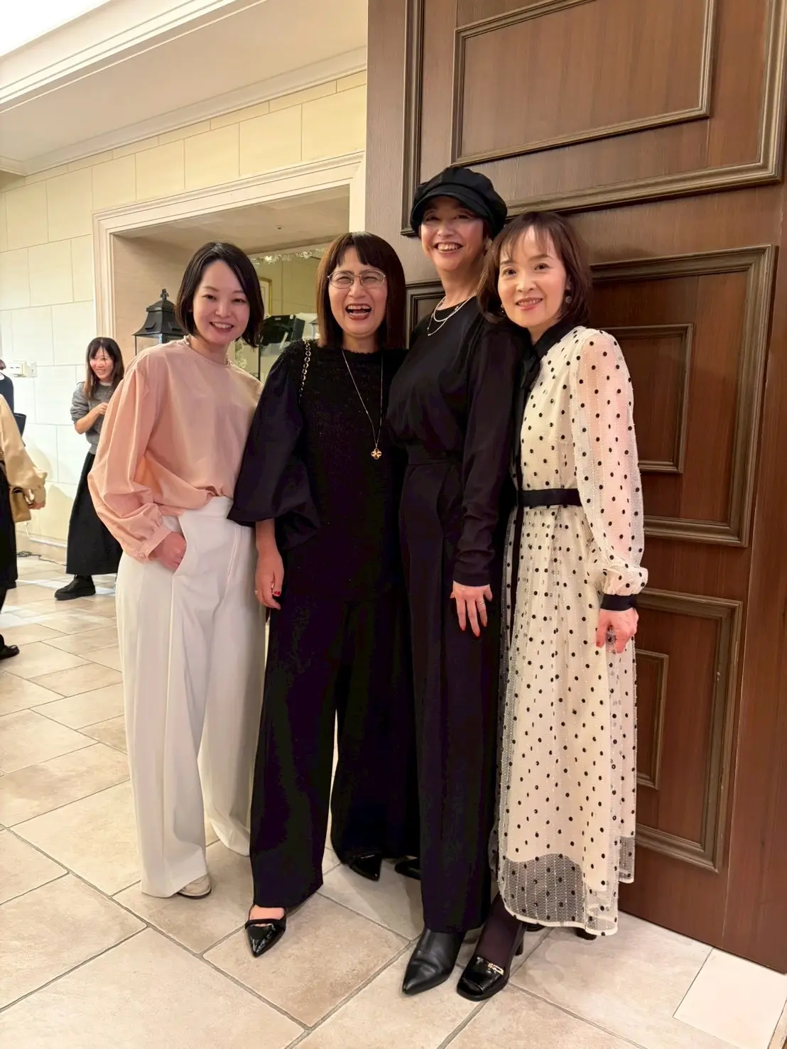 ドット柄のワンピースで２度目の「ソワレ・ドゥ・エクラ」へ♡_1_7