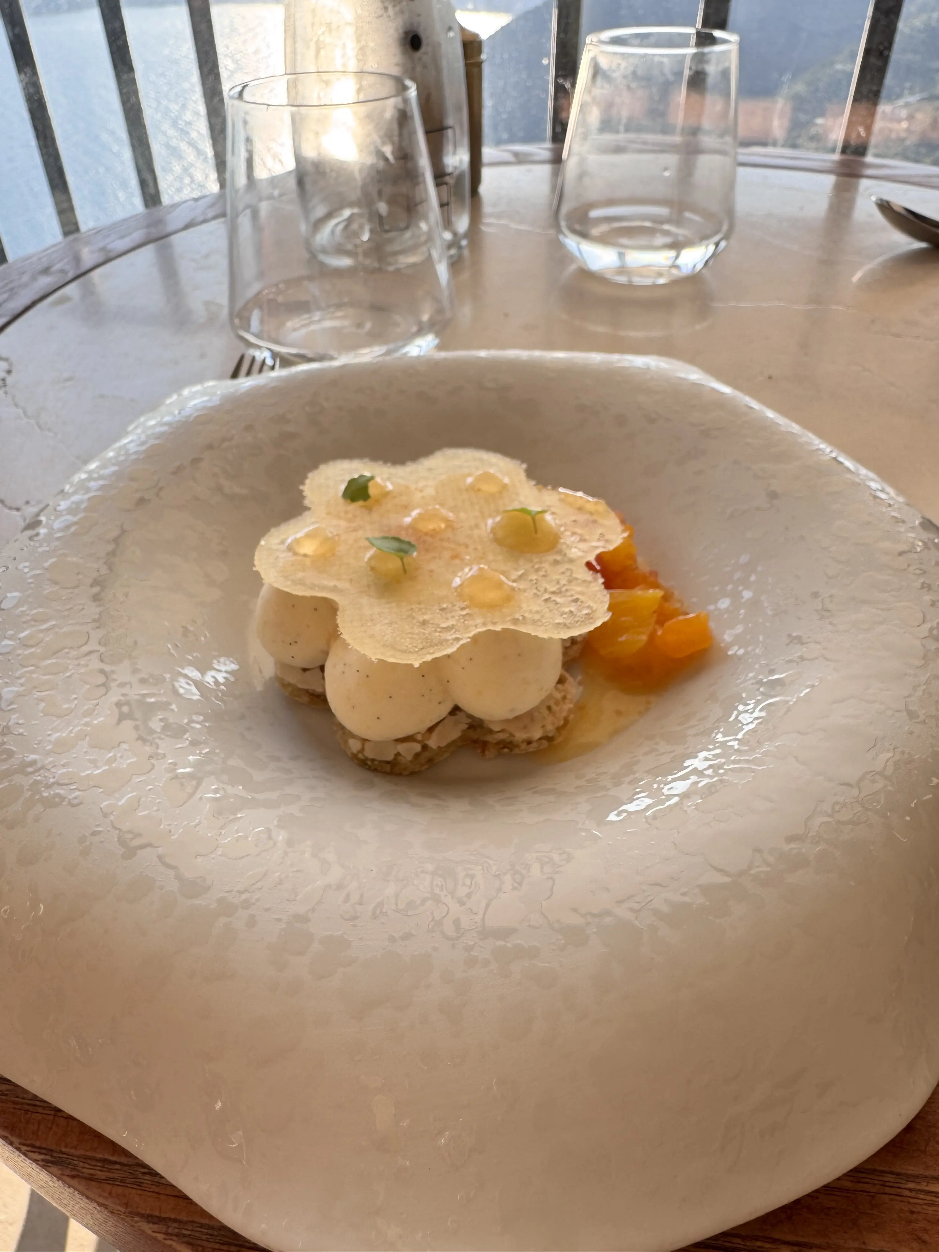 動きやすさと上品さを叶える旅先ランチコーデ🇫🇷話題のフランスエズ村へ_1_19-1