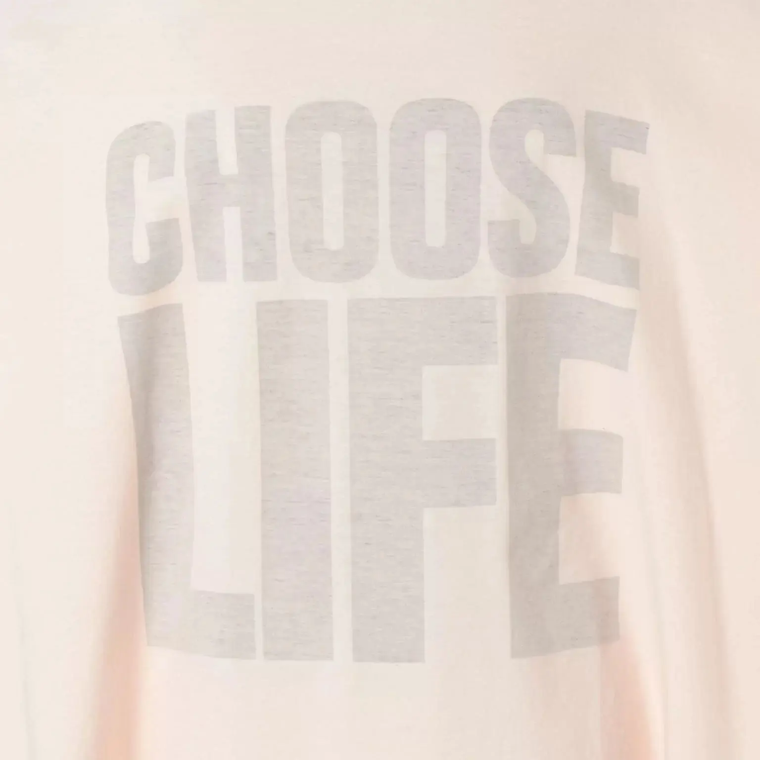 キャサリン・ハムネットの人気Tシャツが今年も登場！ 伝説のスローガンTをさらにエレガントに！エクラプレミアムだけの限定カラーが登場_1_2-1