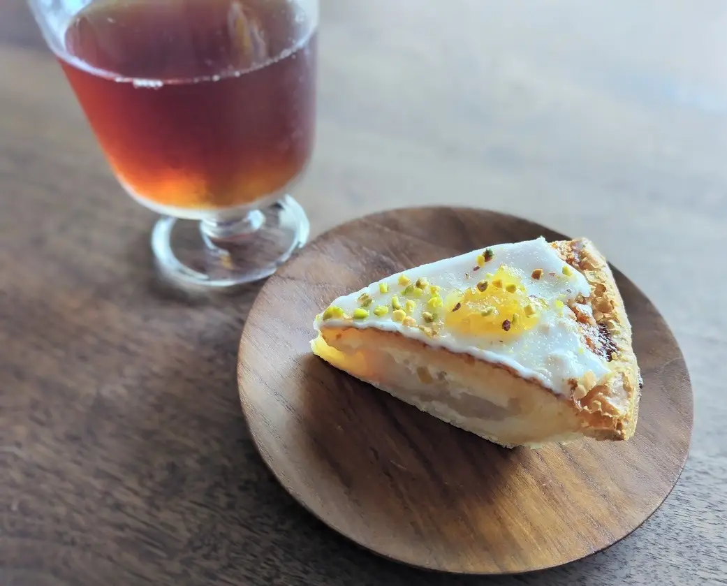 アップルパイ専門店 GRANNY SMITH APPLE PIE &amp; COFFEE　期間限定レモンケーキアップルパイ