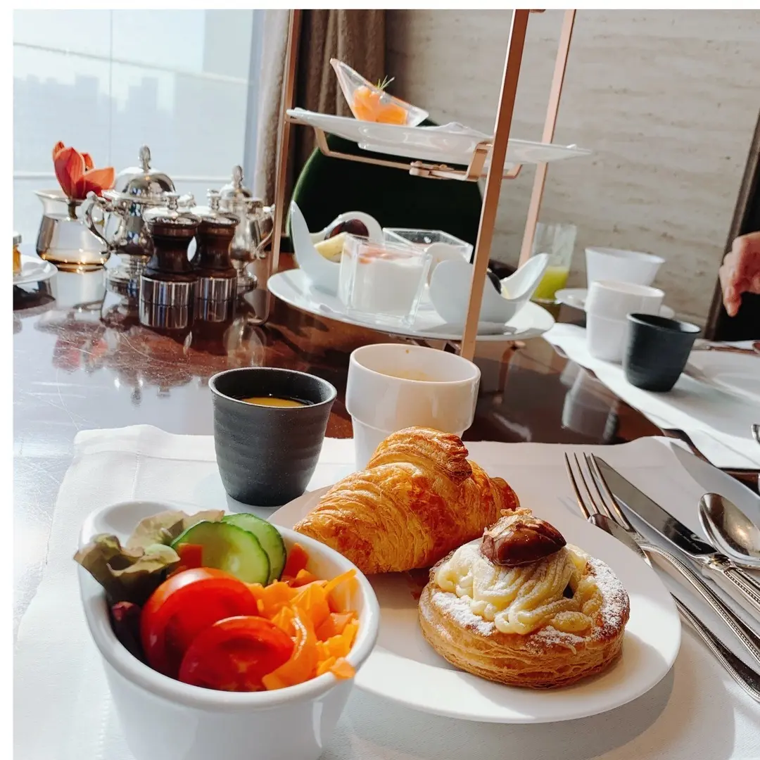 シャングリラ東京ホテルで朝食