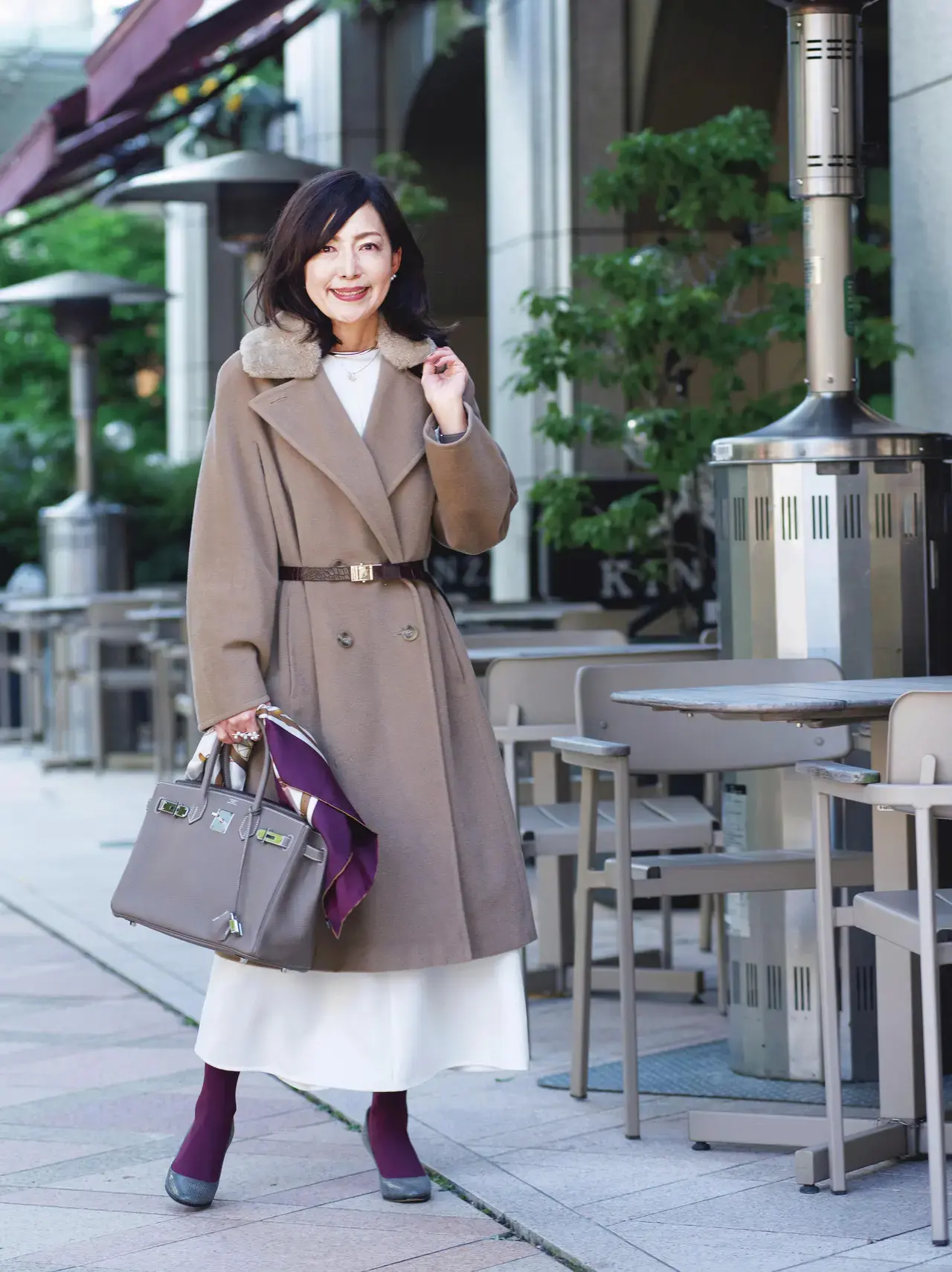 デニムやファーも！ 「友人と会う日」のアラフィーコーデ【エクラ 華組のリアルファッションSNAP】