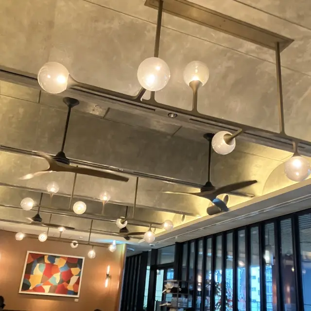 青山グランドホテルのレストラン、The bercomo_1_3