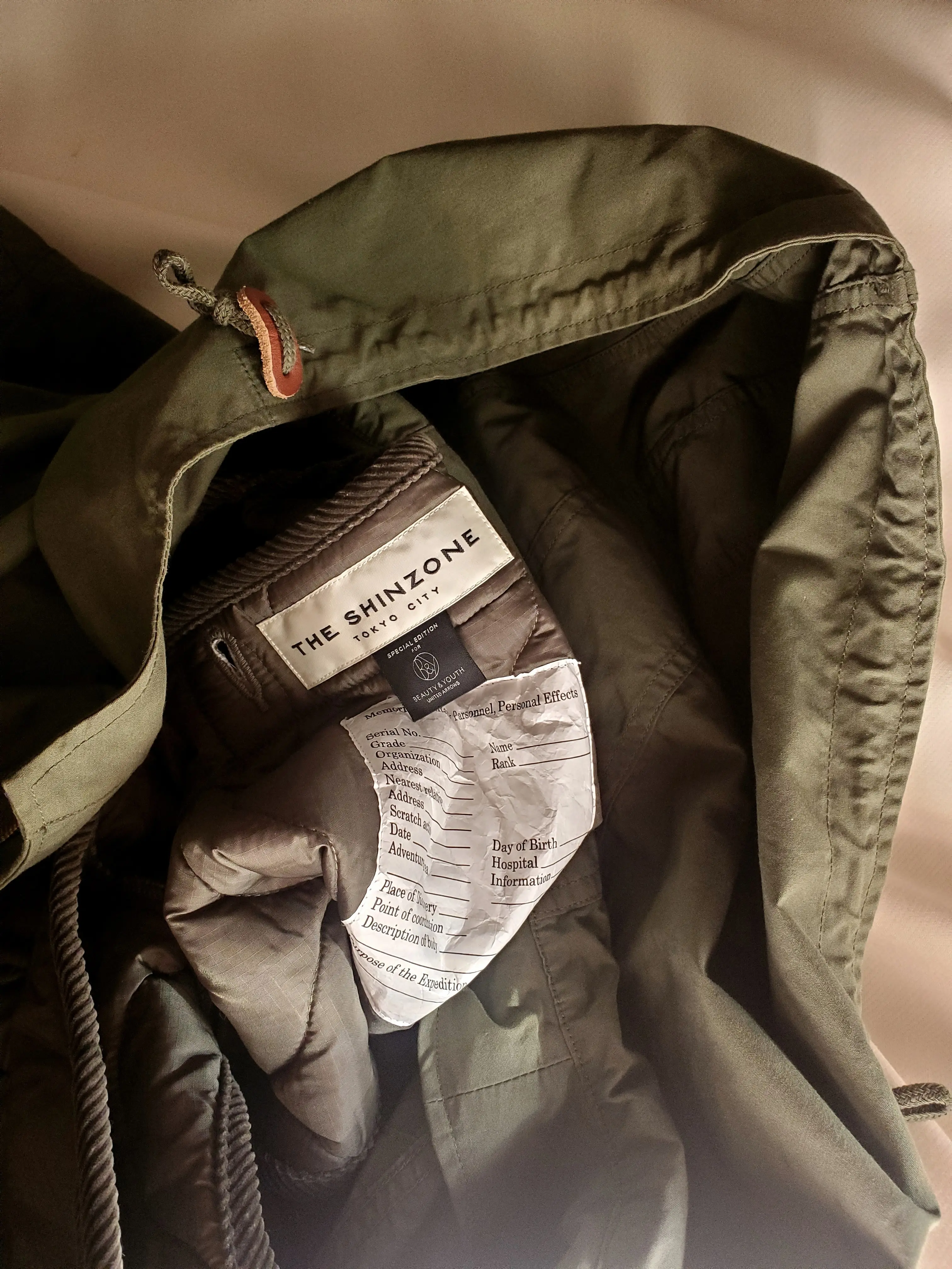 日常に便利なブルゾンでお出かけ、人気の本場台湾グルメを楽しむ休日_1_7-2