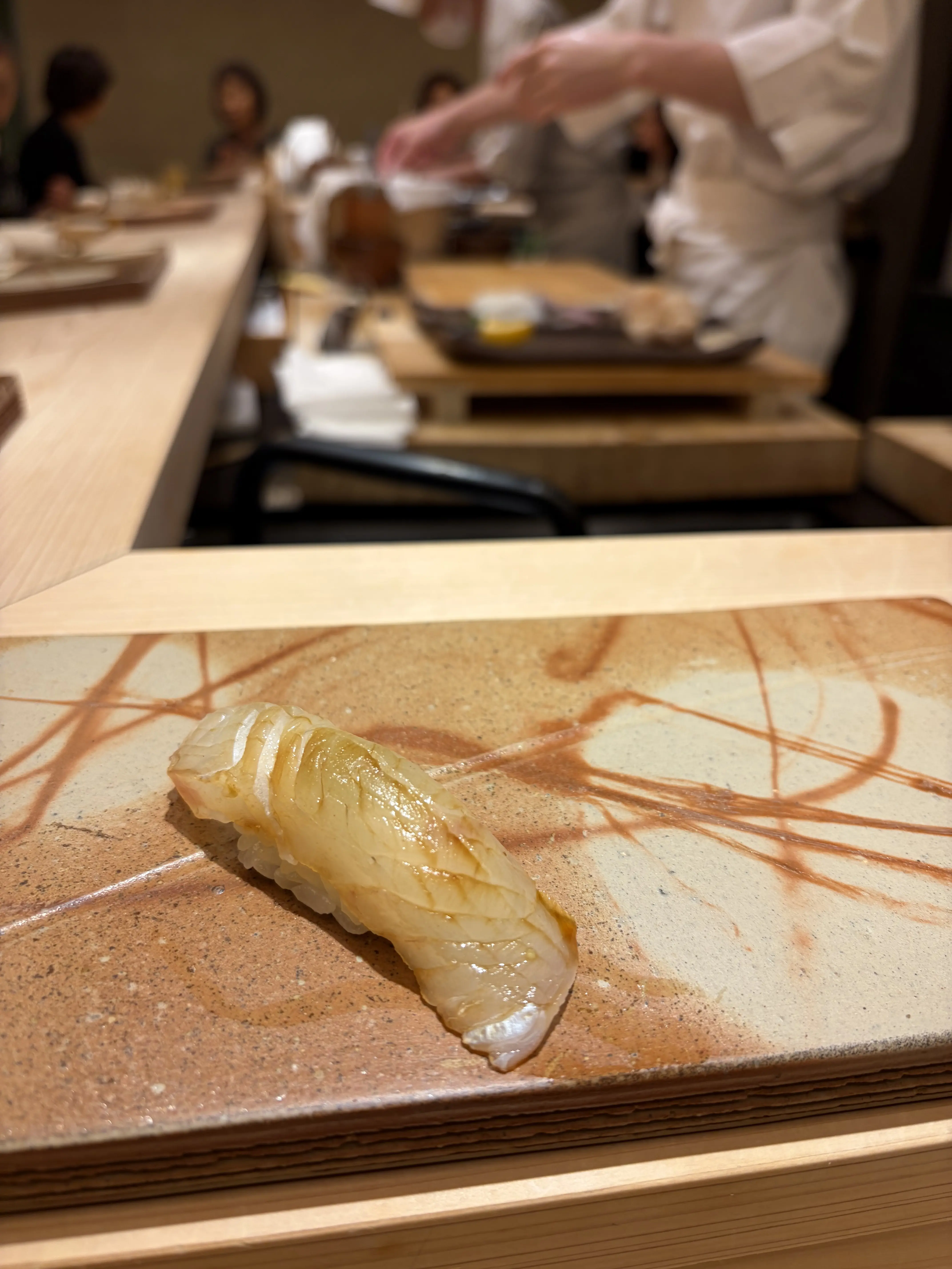 一品目はひらめ