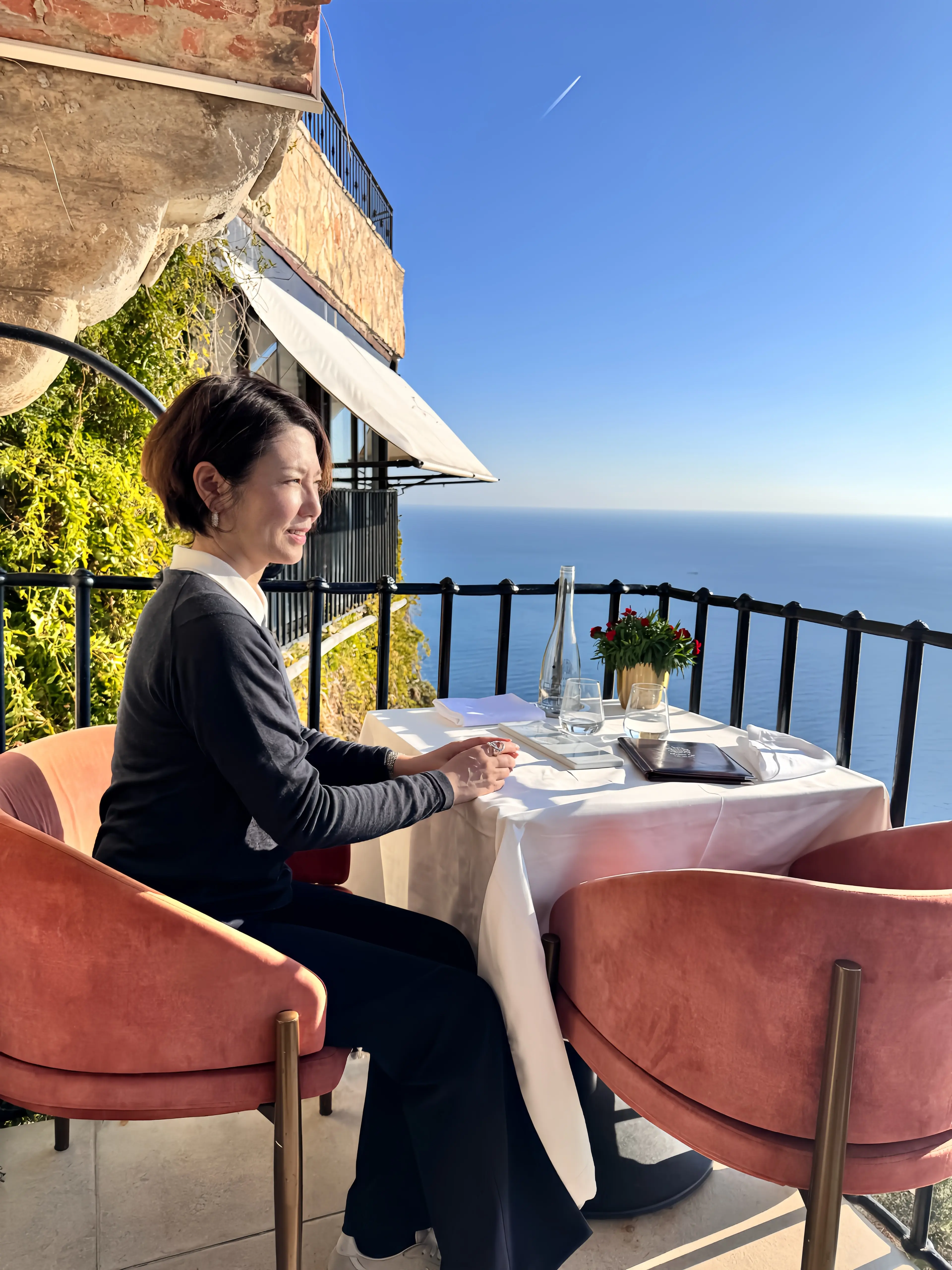 動きやすさと上品さを叶える旅先ランチコーデ🇫🇷話題のフランスエズ村へ_1_20