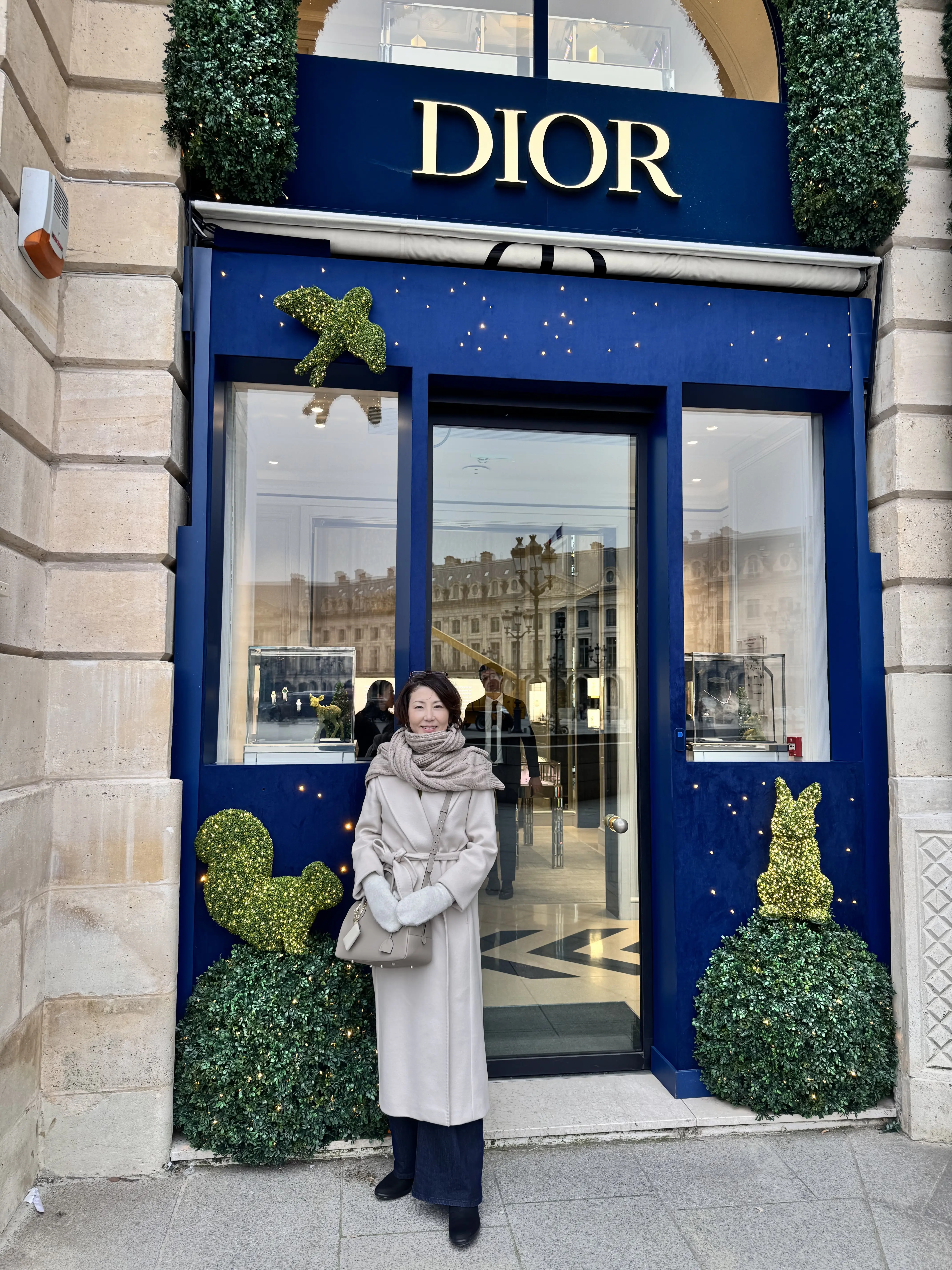 旅も通勤もこれ一枚で佇まいが決まる、女性の冬を格上げするロングコート_1_4