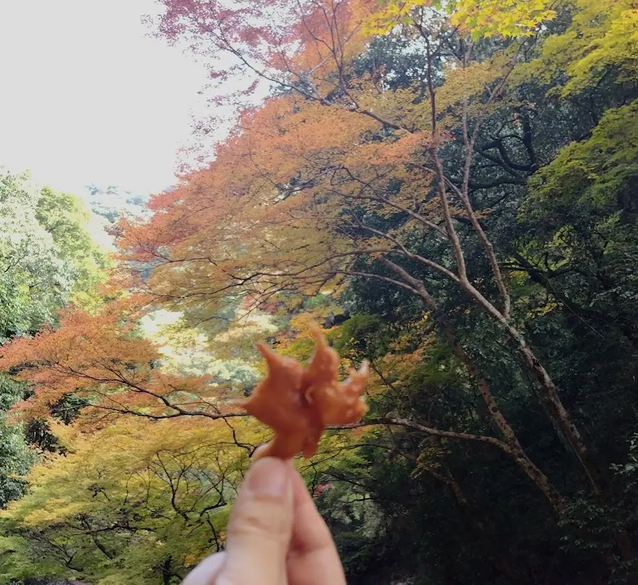 箕面名物　もみじの天ぷら