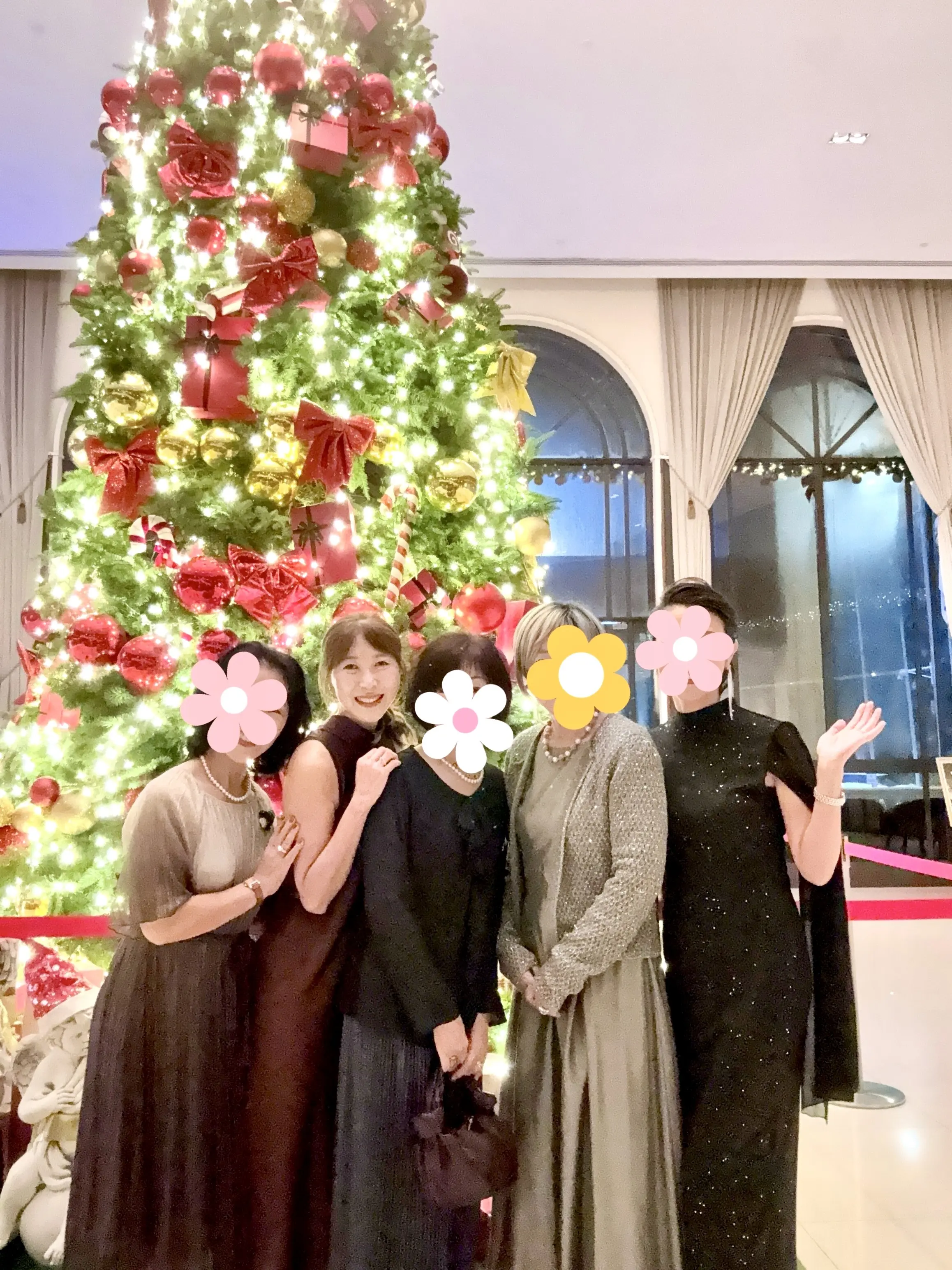 ドレスコードはキラキラハリウッド女優