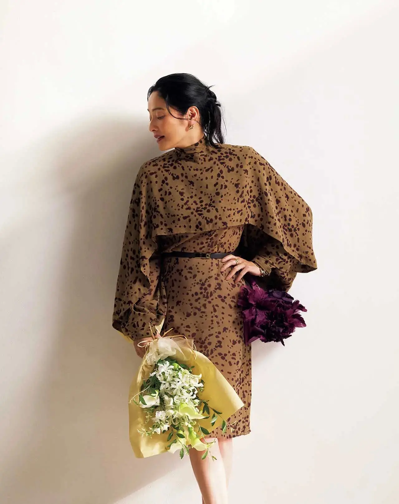 色彩とフォルムの美しき共鳴。モダンアートのような新しいドレスに、集う日のときめきを託して