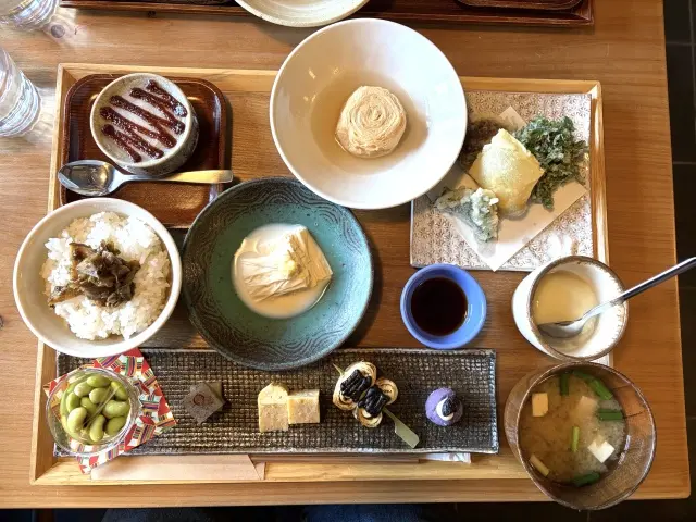 日光　日光東照宮　三猿　眠り猫　国宝　中禅寺湖　ゆば料理　プチ旅行　ショートトリップ。スペーシア　生ゆば懐石膳　和み茶屋　海老屋長造　輪王寺　初詣　日光詣　日光ランチ