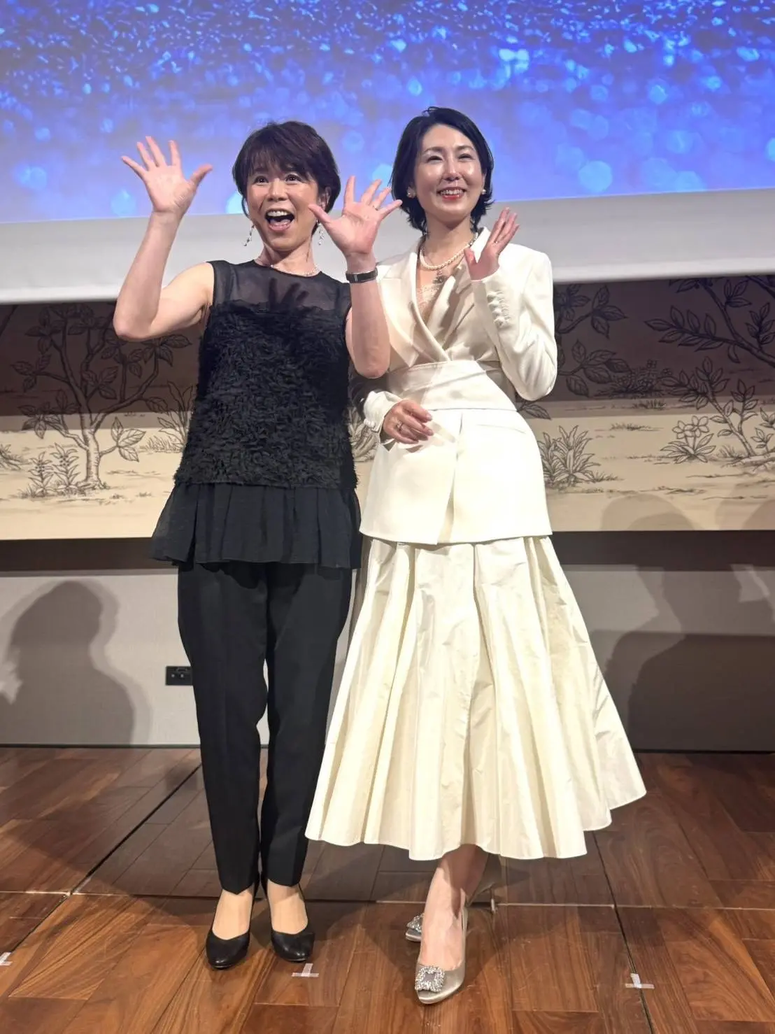 黒×刺繍ブラウスで éclat主催のパーティ「ソワレ・ドゥ・エクラ」へ_1_14