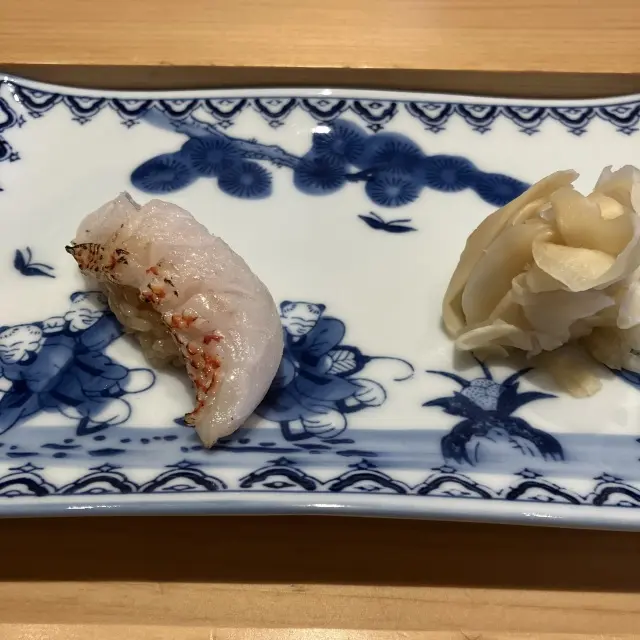 大人気寿司店の個室カウンター_1_9