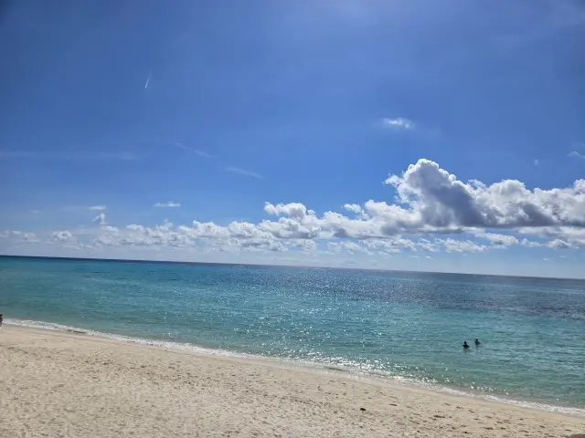 碧い海と静けさに魅せられて──伊良部島の絶景スポット_1_4